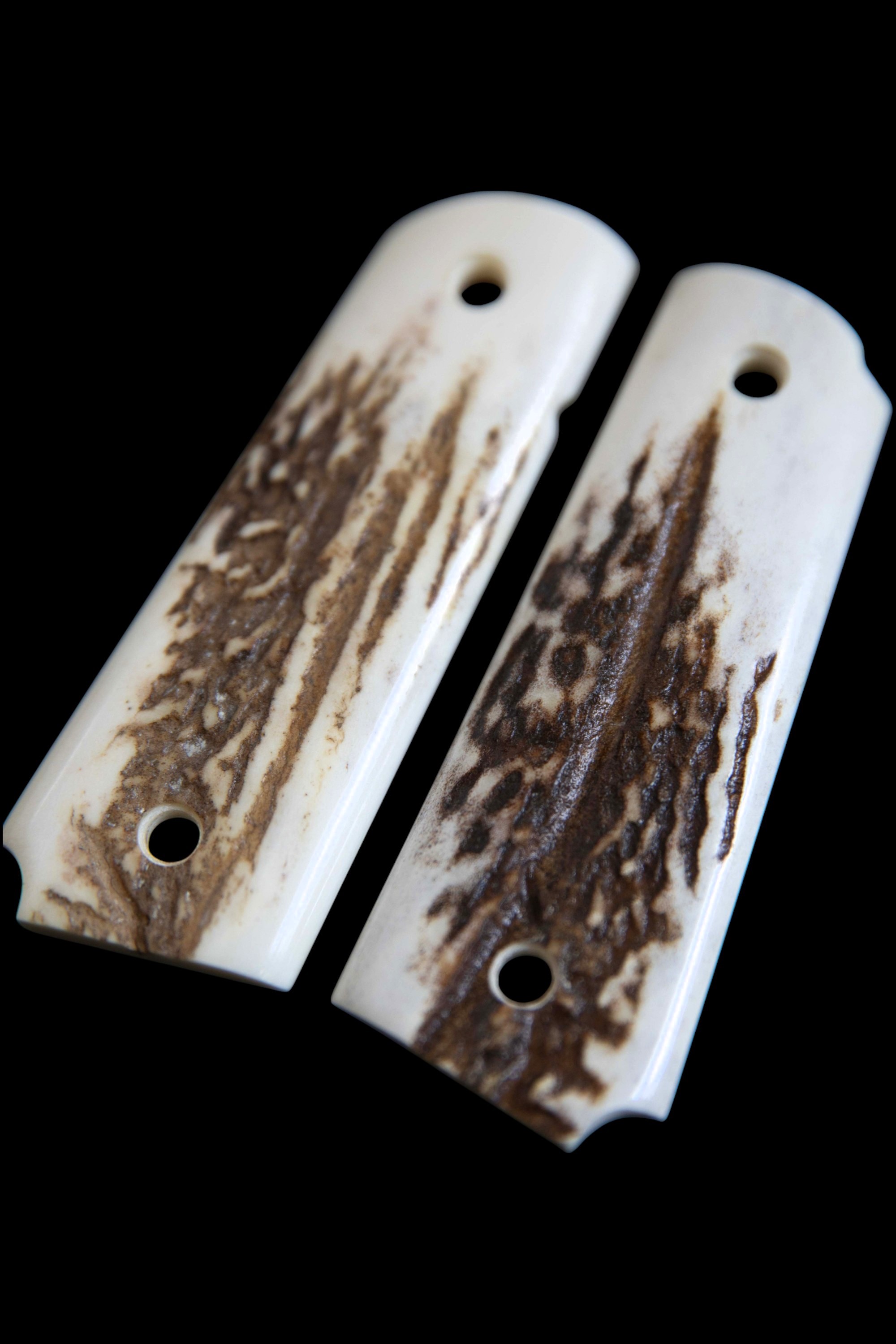 Exclusive 1911 Red Stag Grips