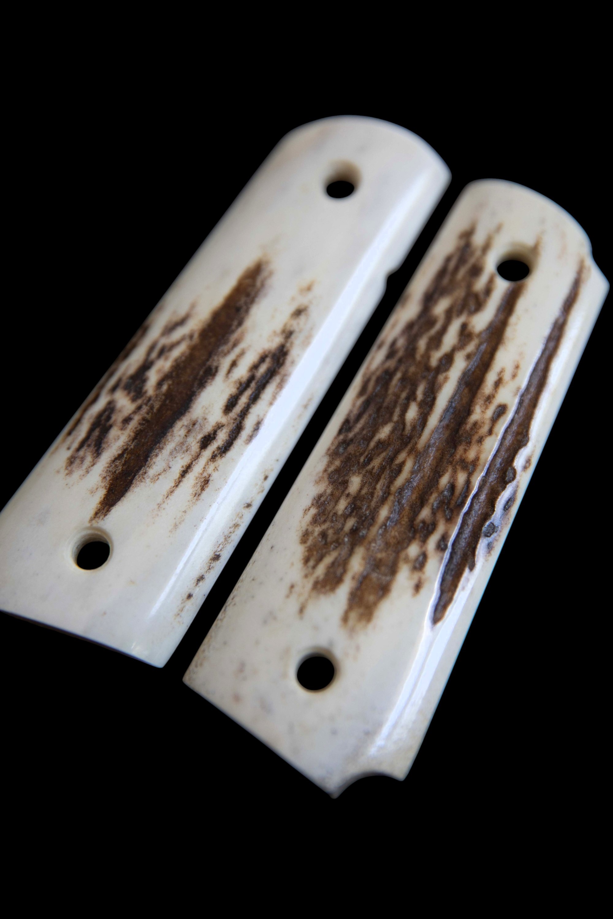 Exclusive 1911 Red Stag Grips