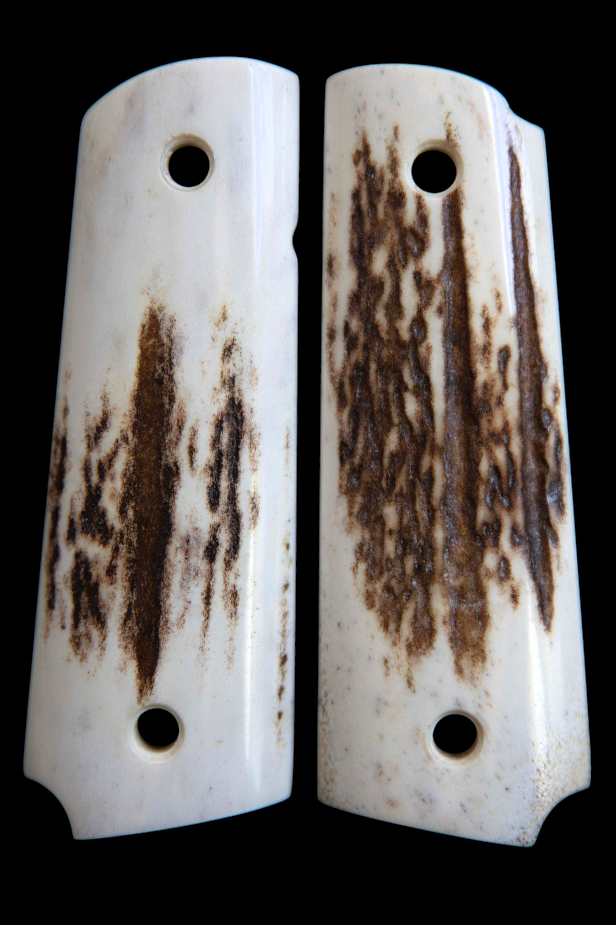 Exclusive 1911 Red Stag Grips