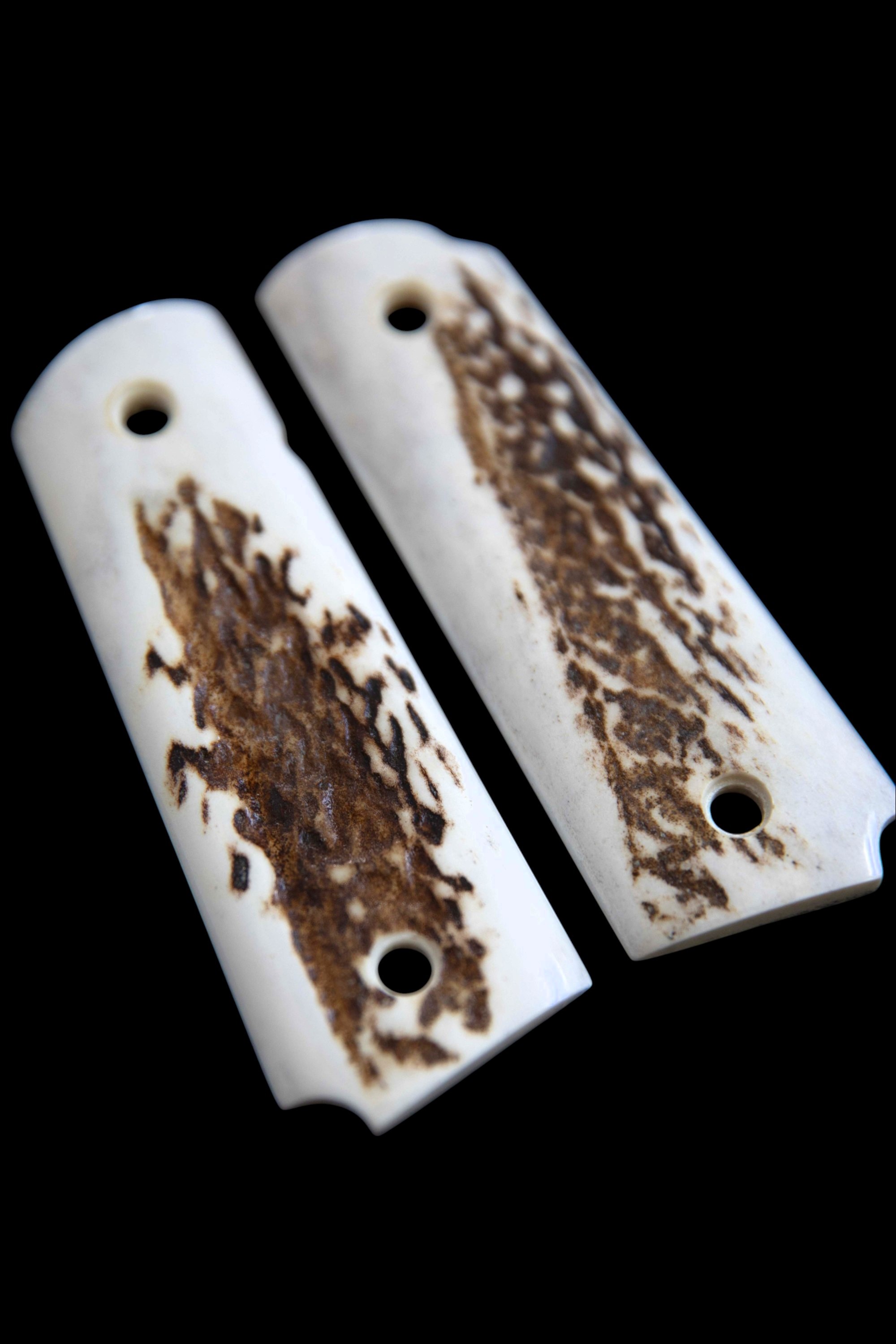 Exclusive 1911 Red Stag Grips