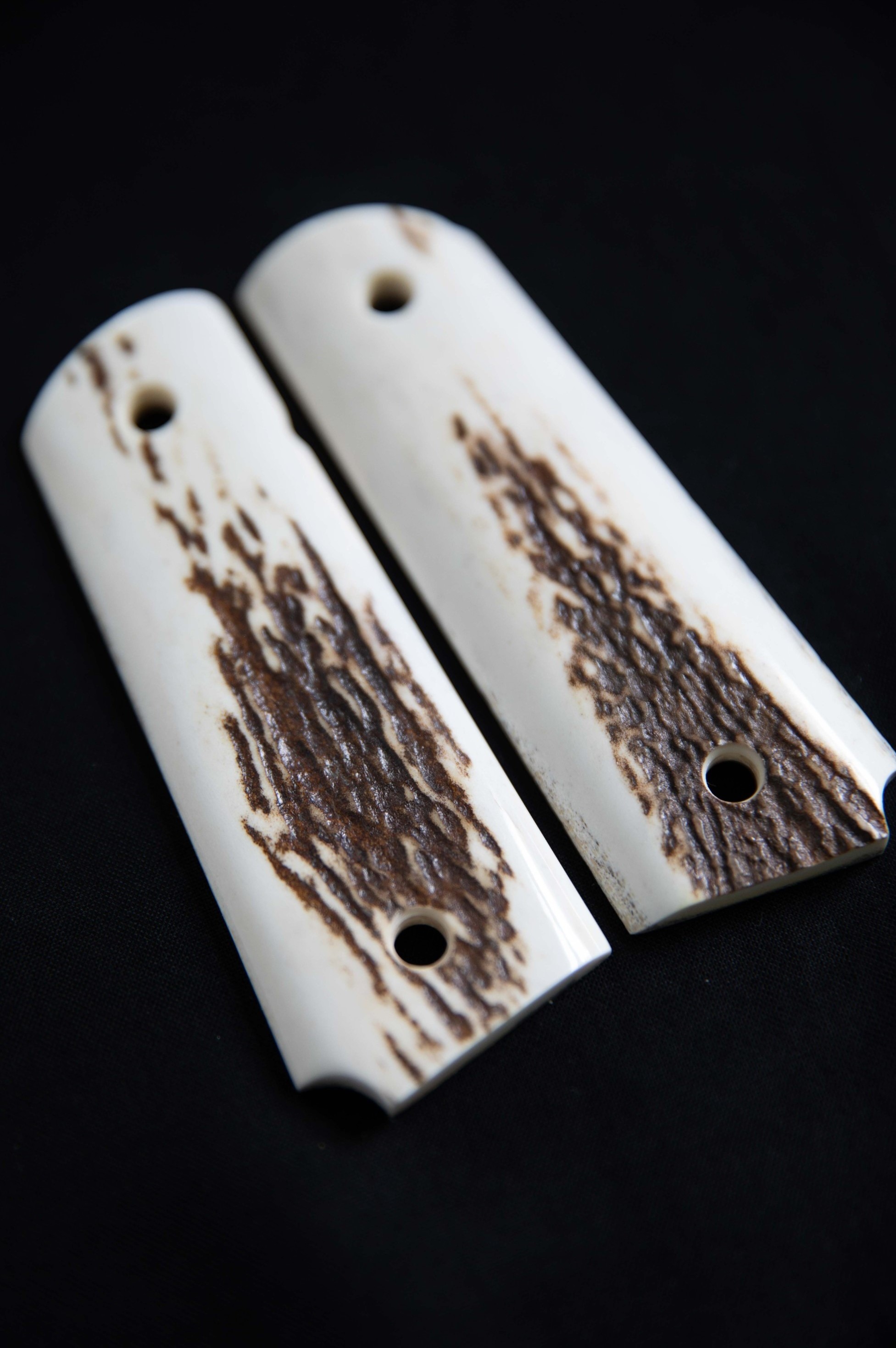 Exclusive 1911 Red Stag Grips