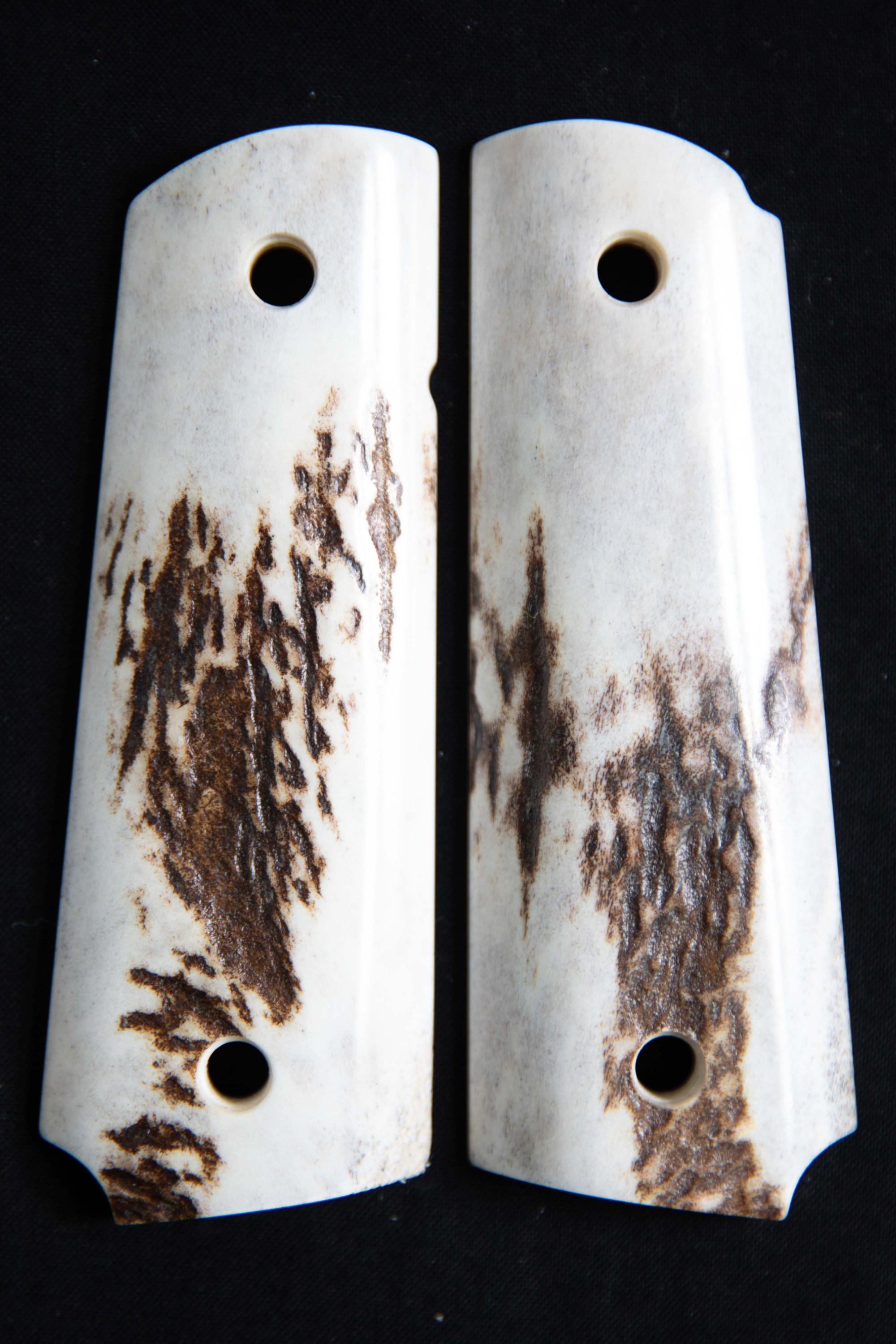 Exclusive 1911 Red Stag Grips