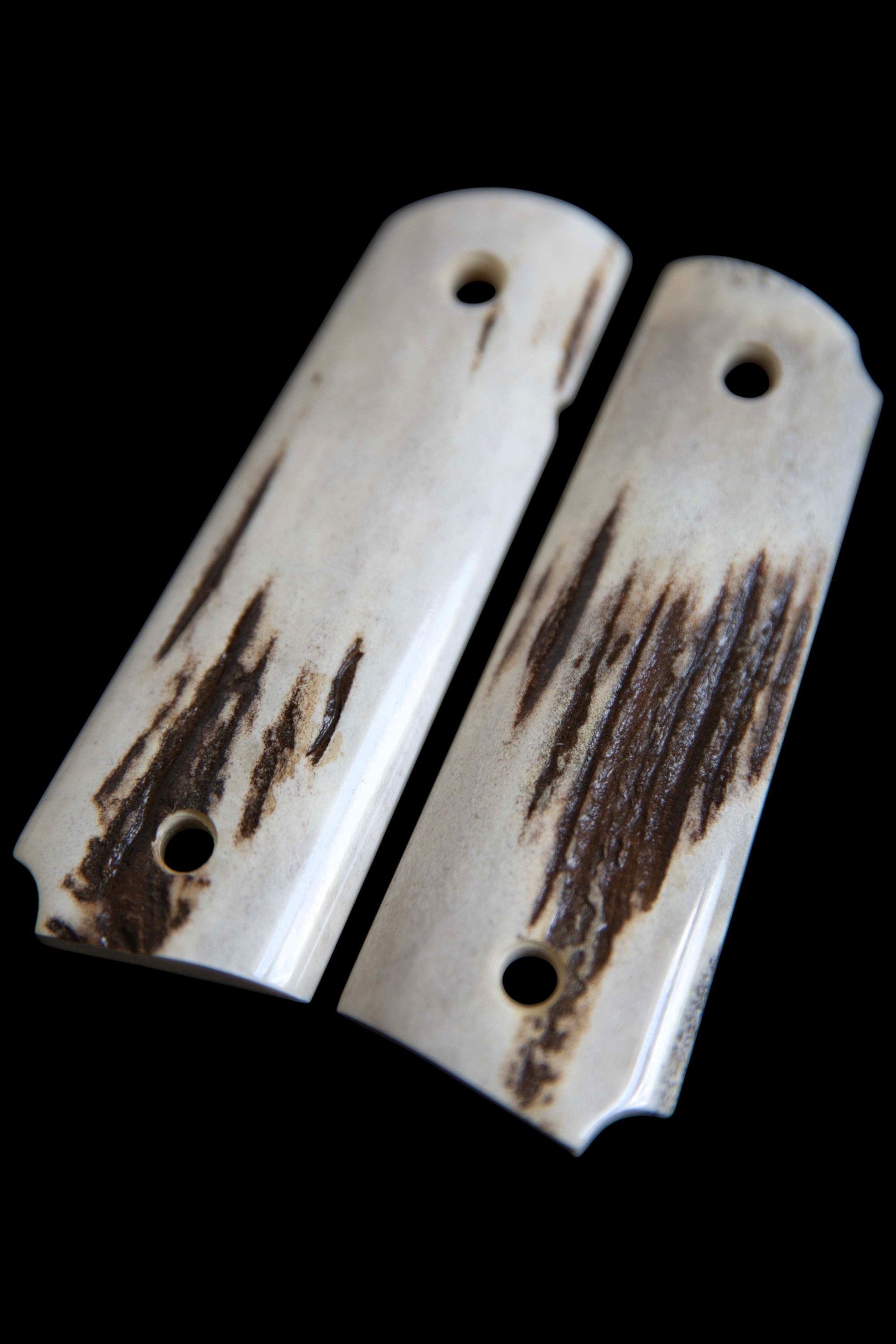 Exclusive 1911 Red Stag Grips