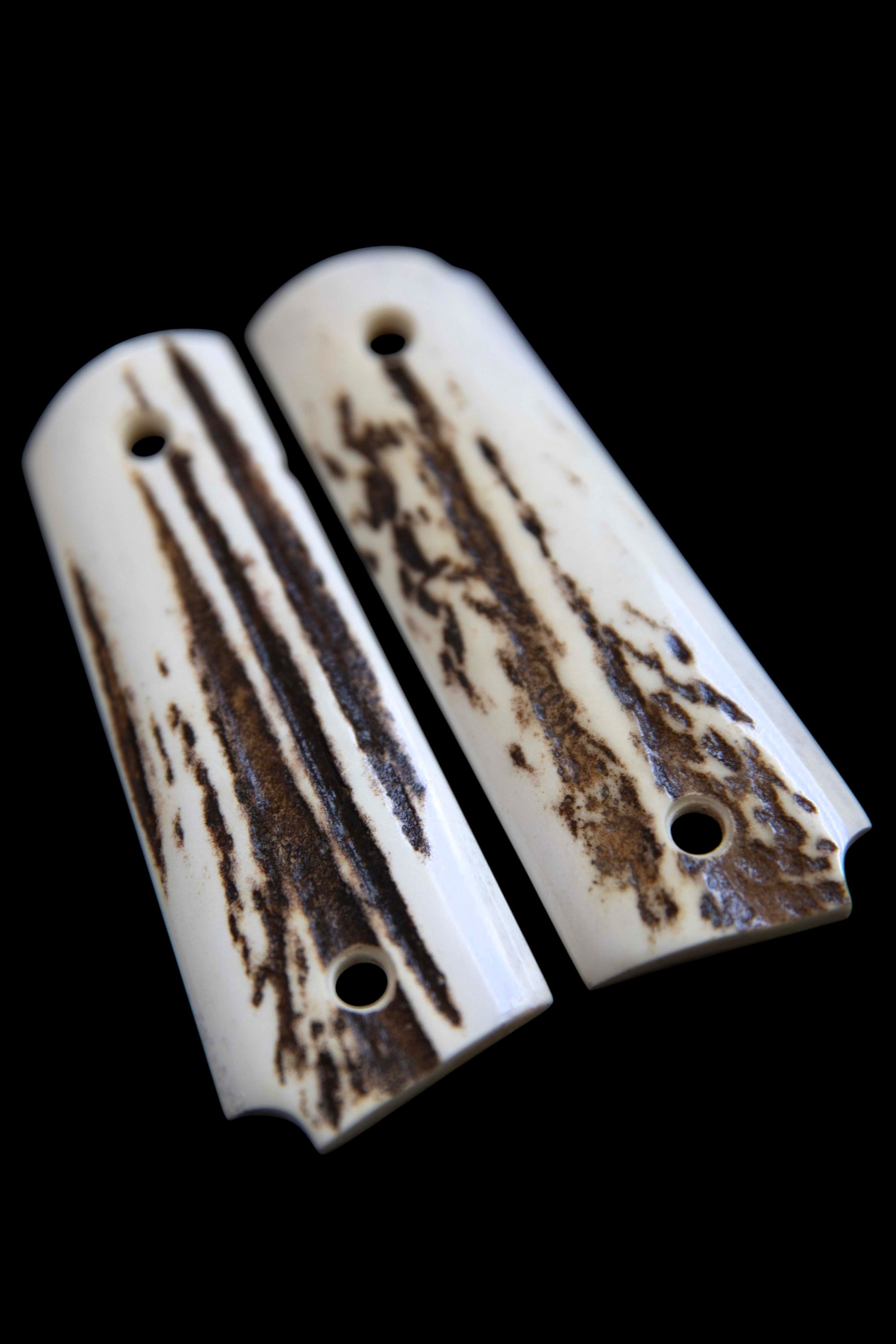 Exclusive 1911 Red Stag Grips