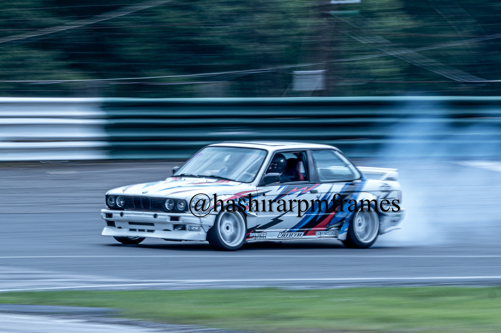 BMW E30 with Red White Blue Livery