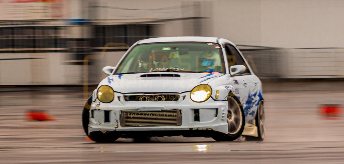 Drifting Subaru WRX Wagon [RSD10021]