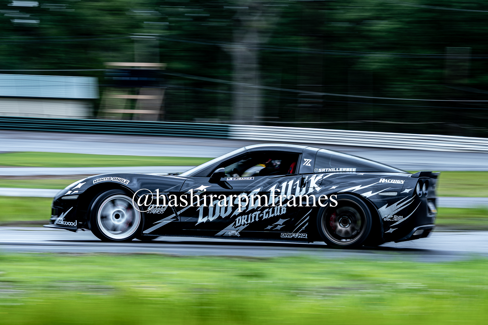 Chevy C6 Corvette with Loose Luck DC Livery