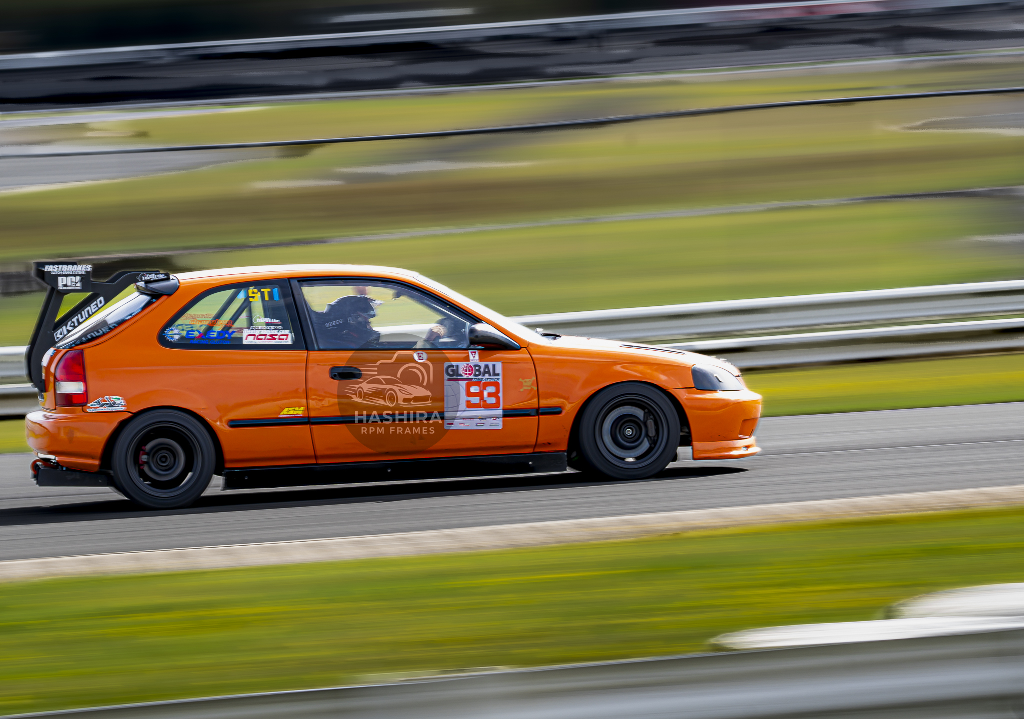 Full-Resolution Car Photo Download