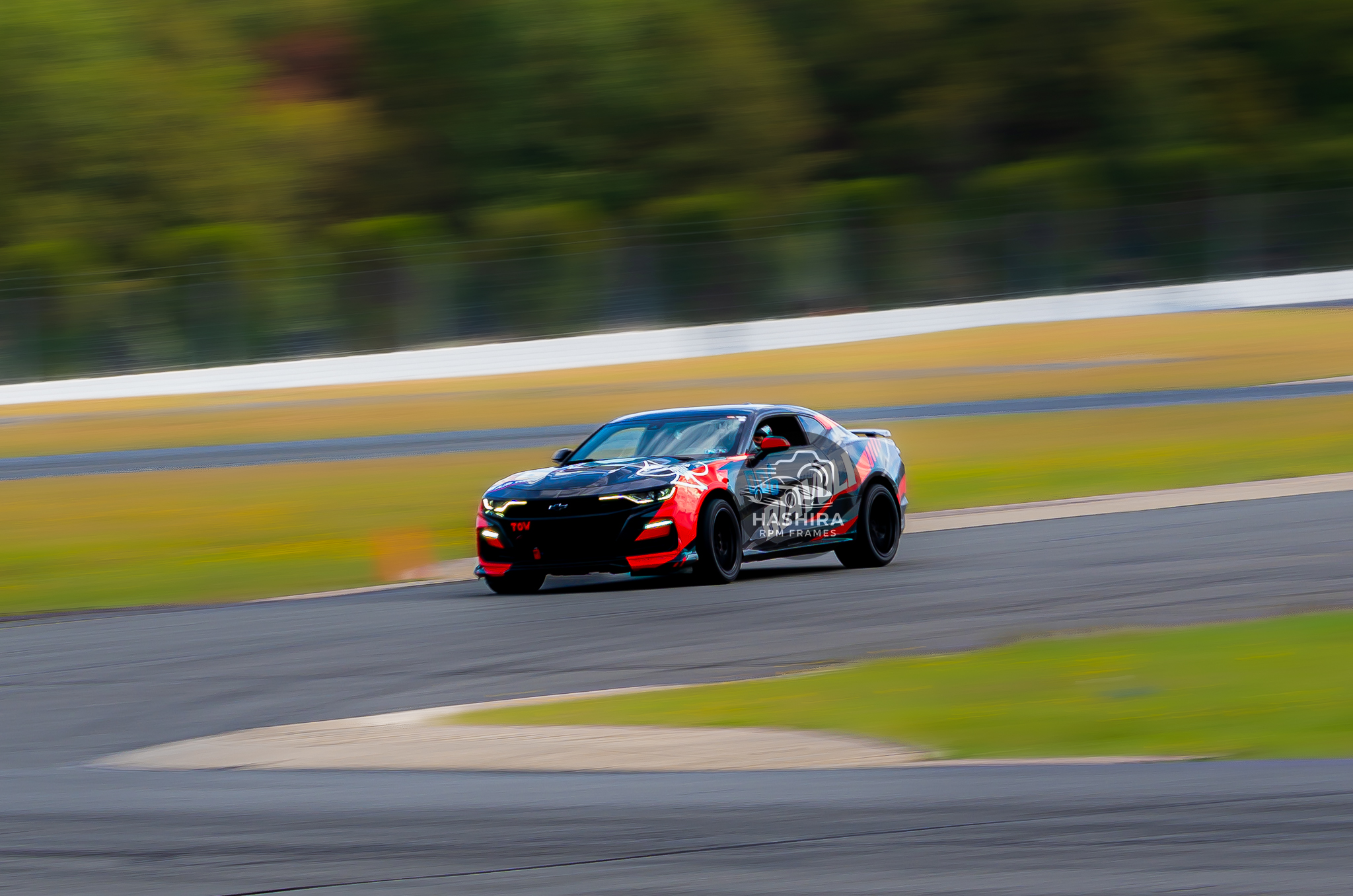 Full-Resolution Car Photo Download