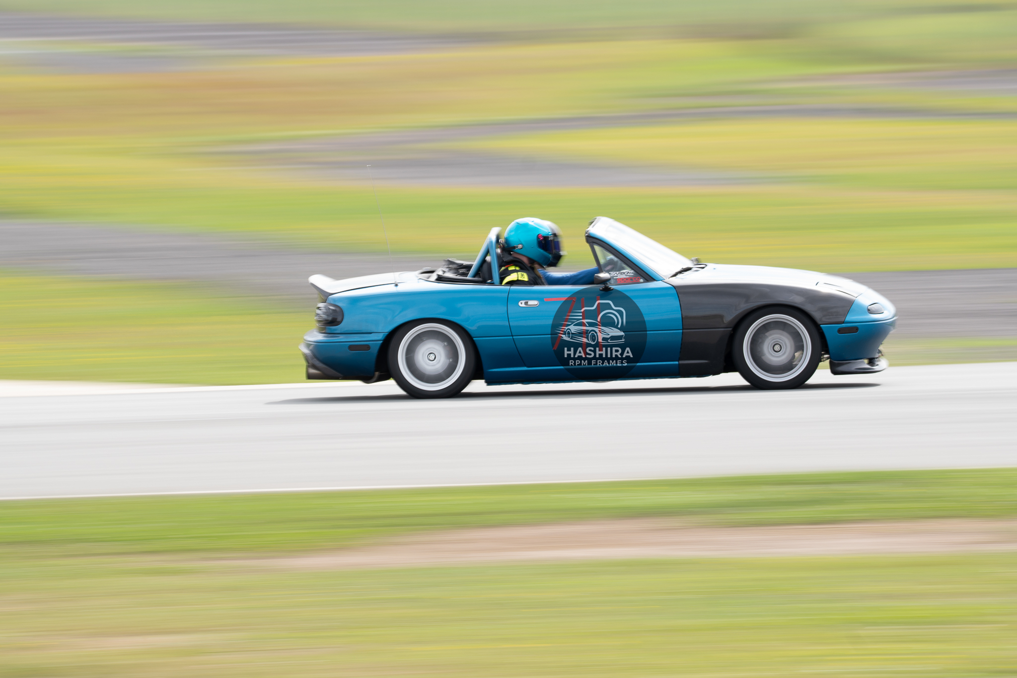 Full-Resolution Car Photo Download