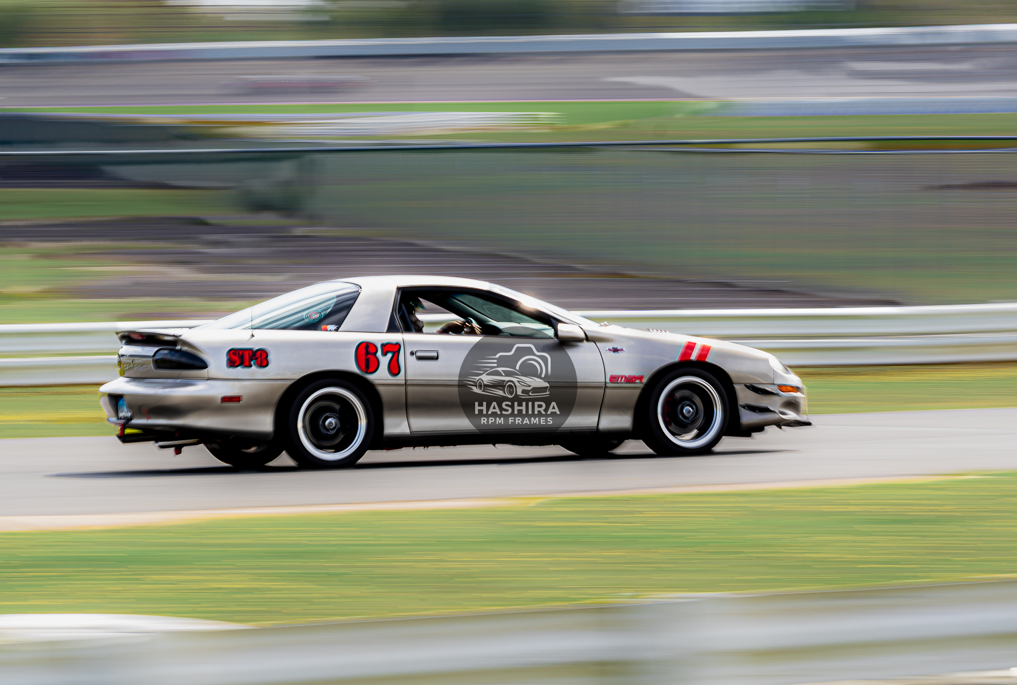 Full-Resolution Car Photo Download