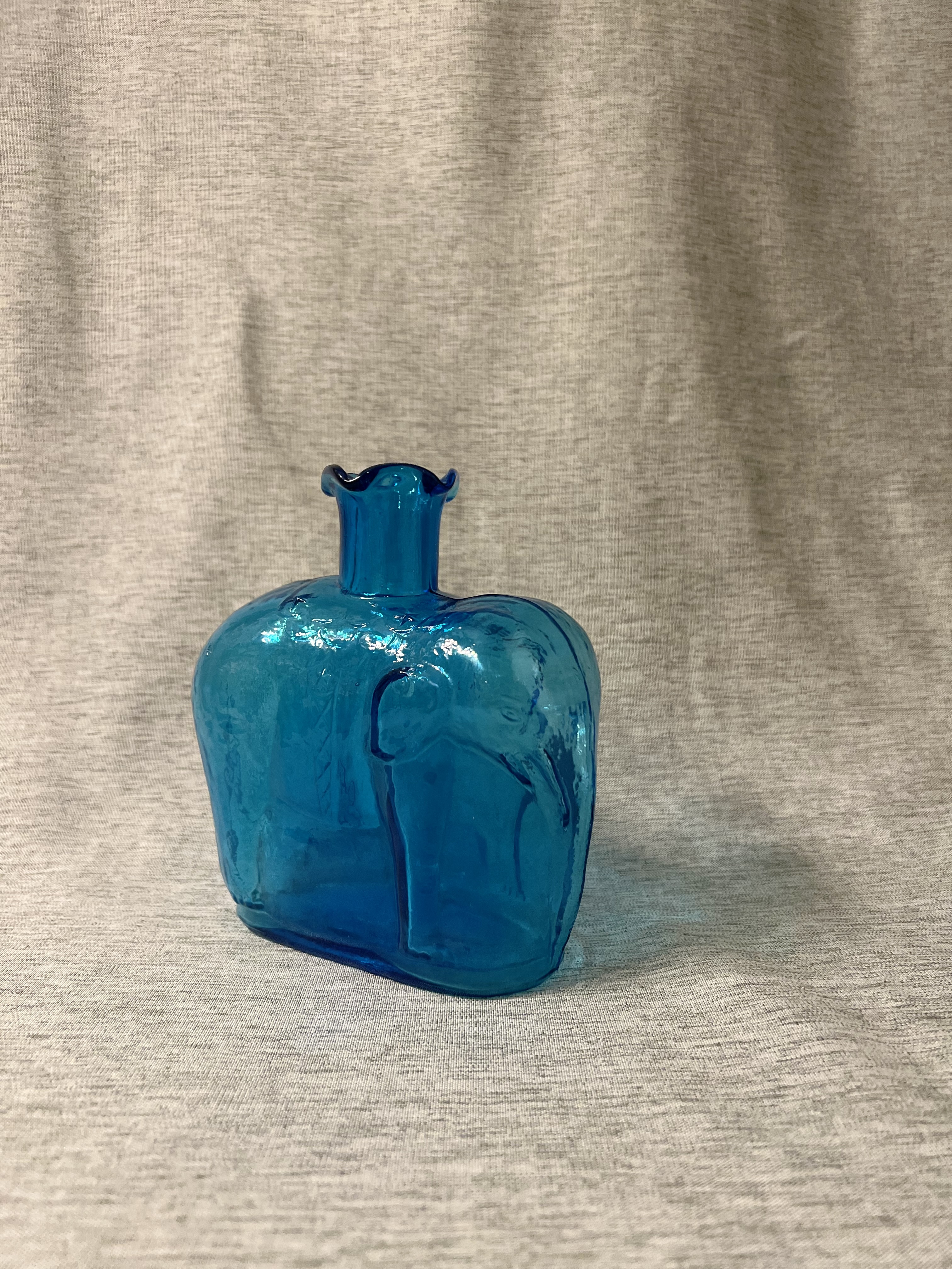 18 • Charming little Elephant Bottle