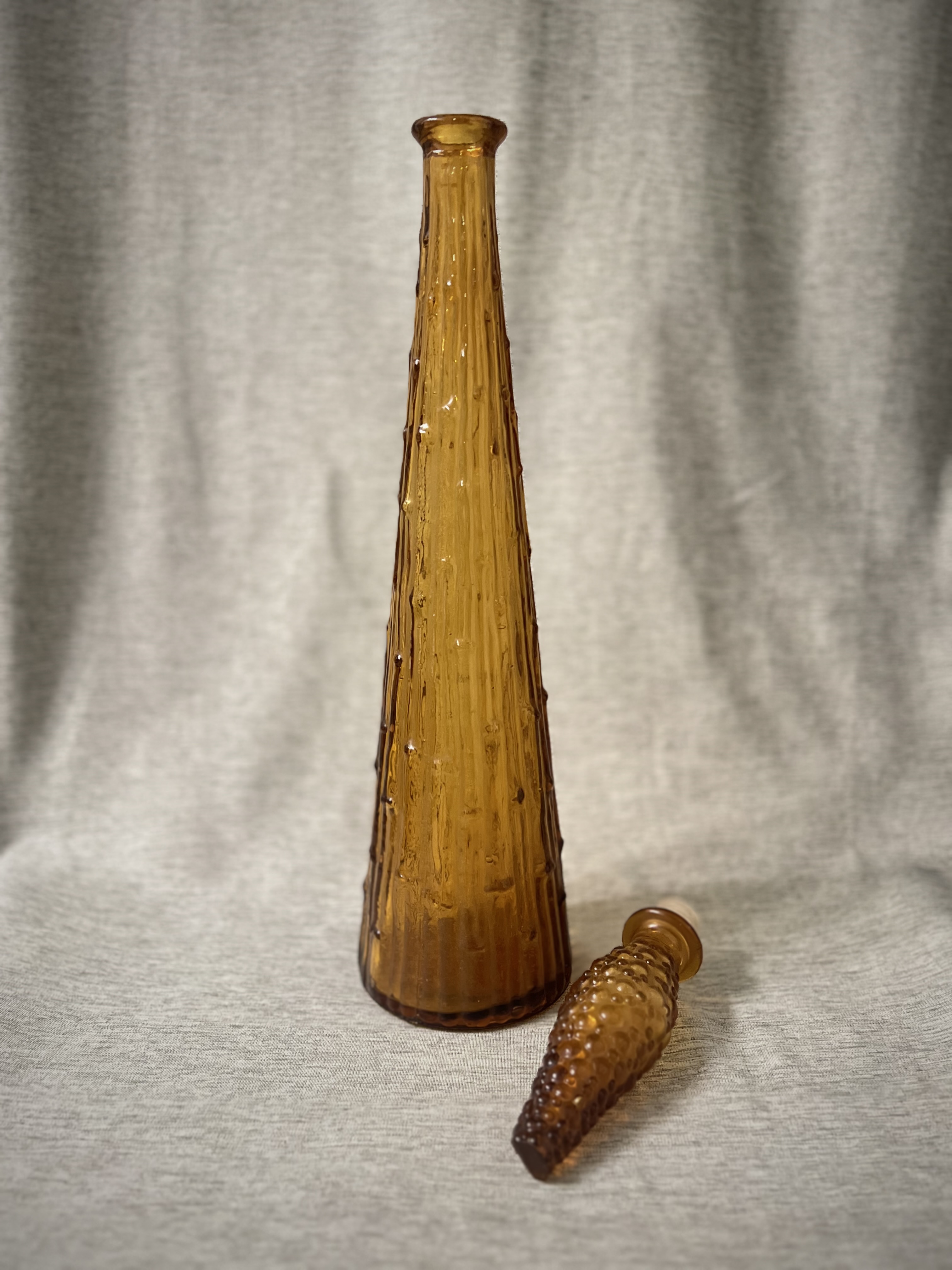 17 • Empoli Wax Drip Amber Genie Bottle