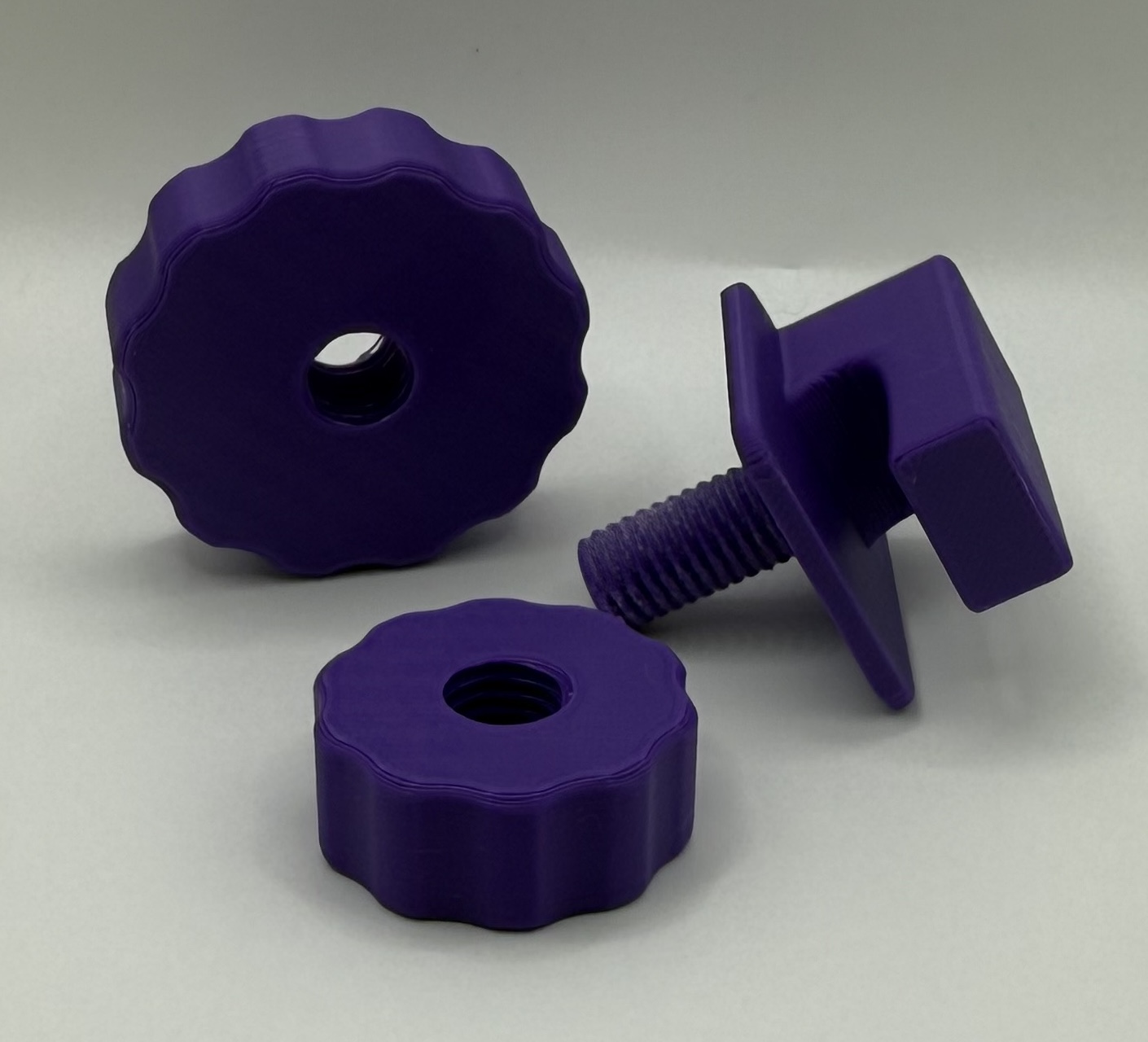 Small Screw Adjustable Dog Crate Hook