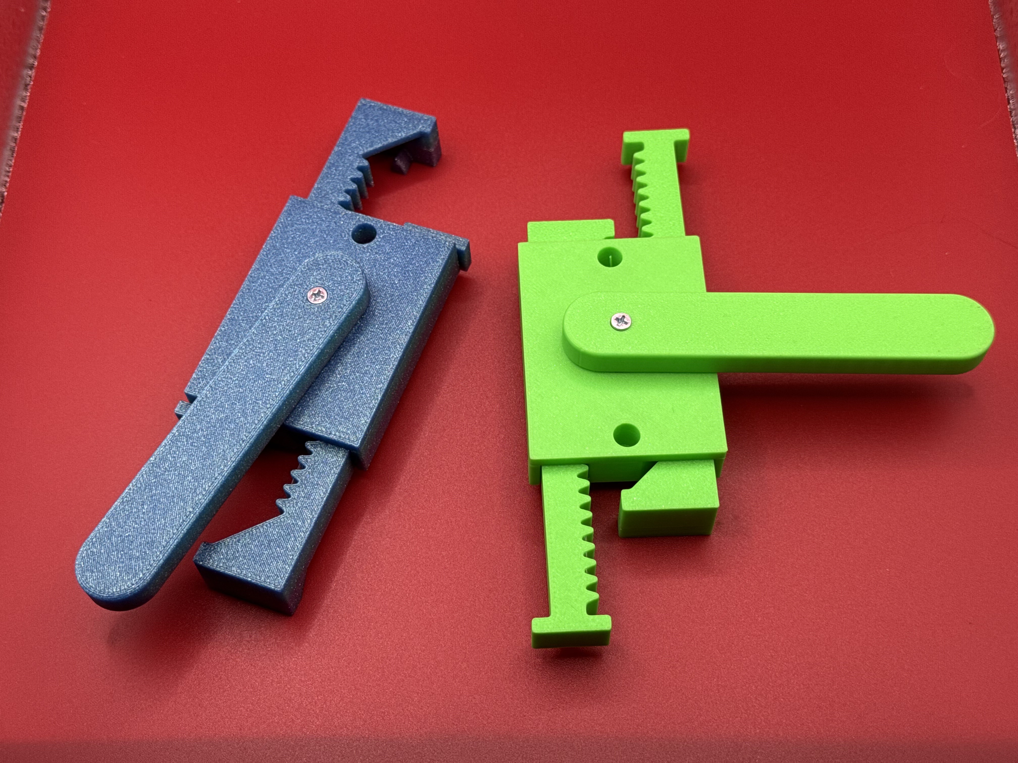 3.0 Easy Dog Crate Opener