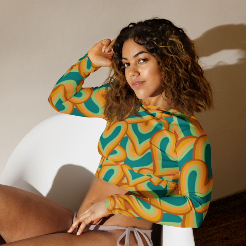 Woman's Printed Long-sleeve Crop Top 