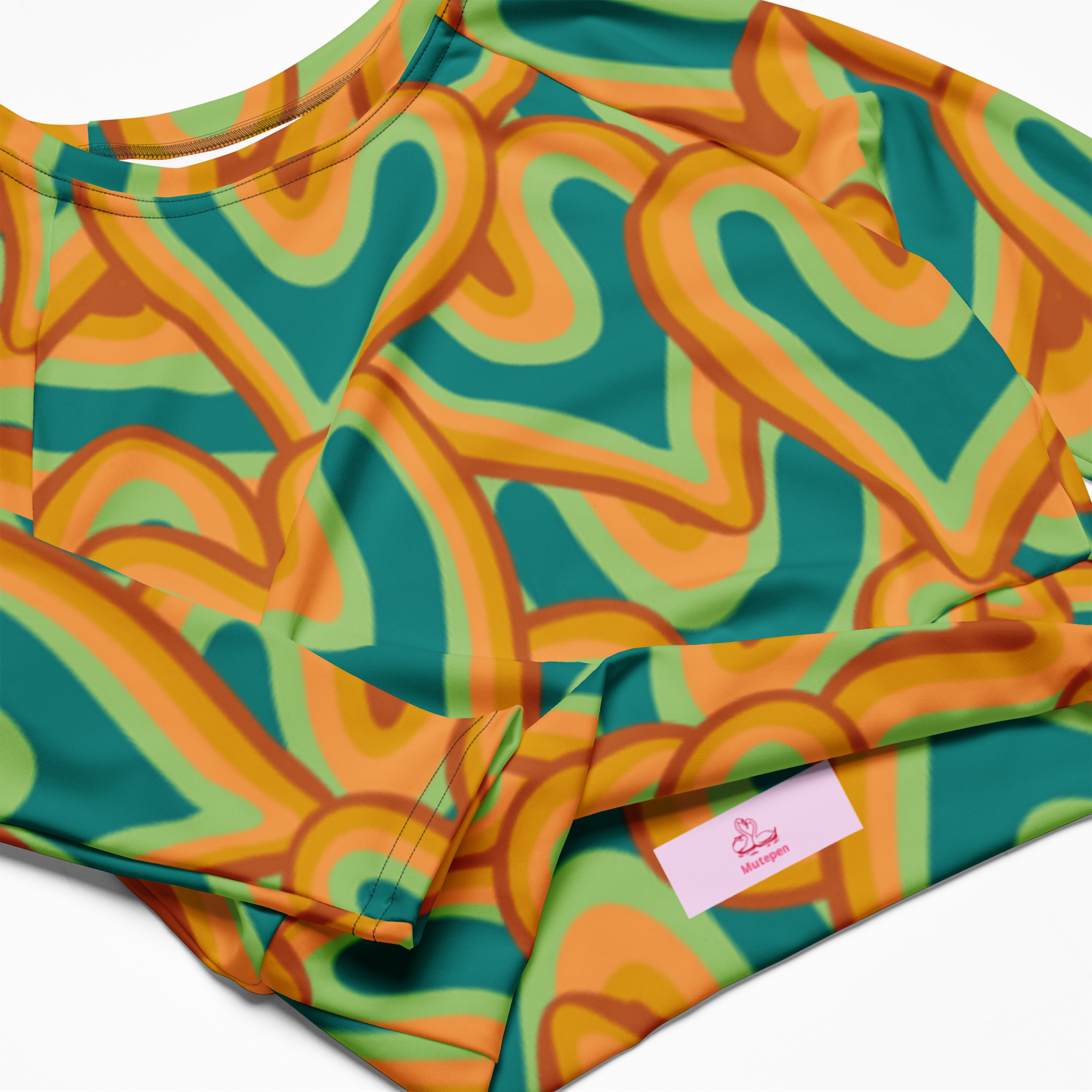 Woman's Printed Long-sleeve Crop Top 