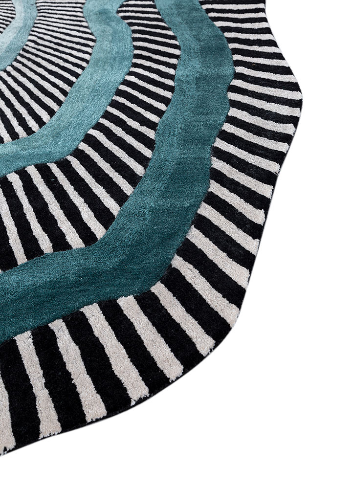 Modern Wave Pattern Rug
