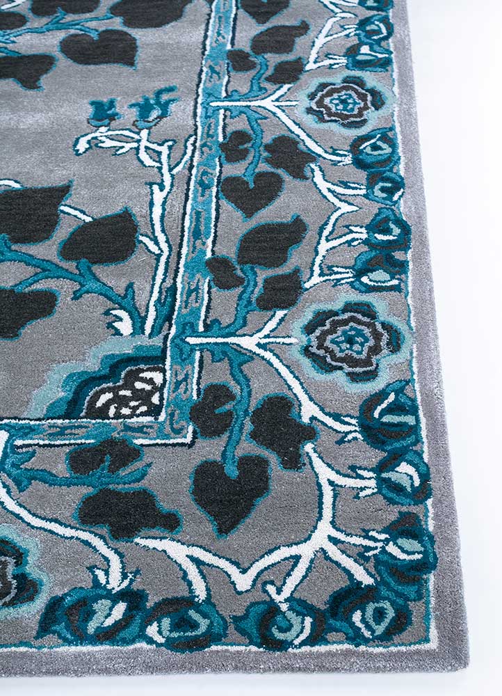 Modern Floral Patterned Area Rug