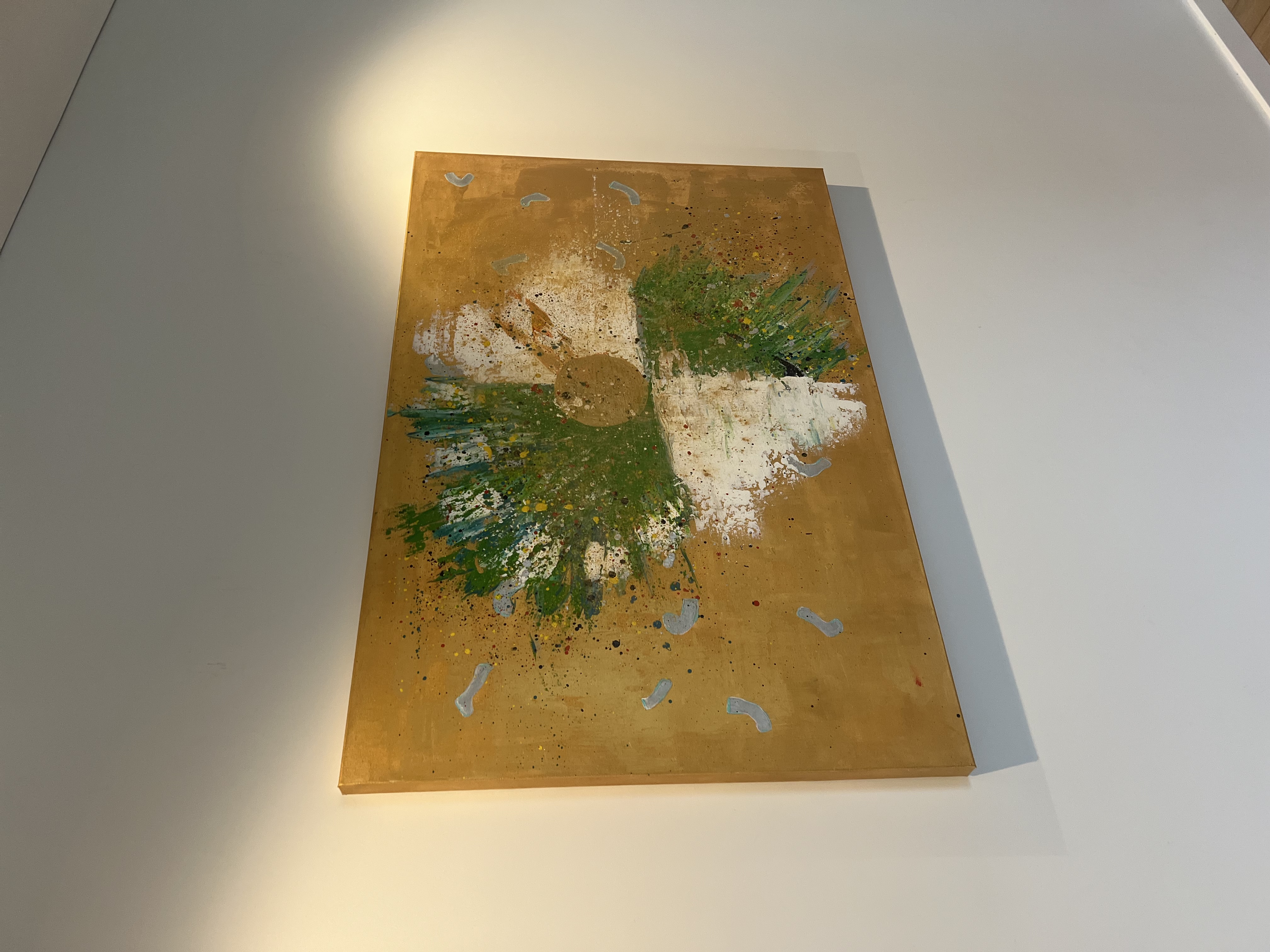 " Žalia Balta konfeti  "