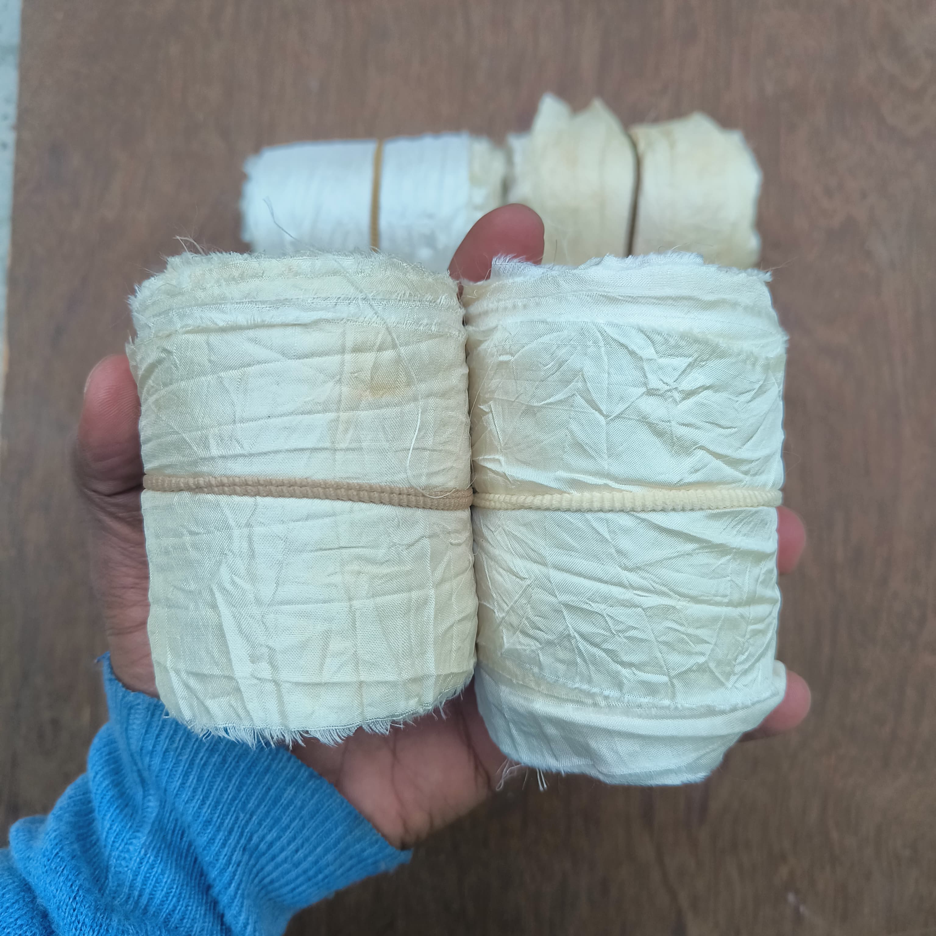 Off-White Sari Silk Roll 5kg Price