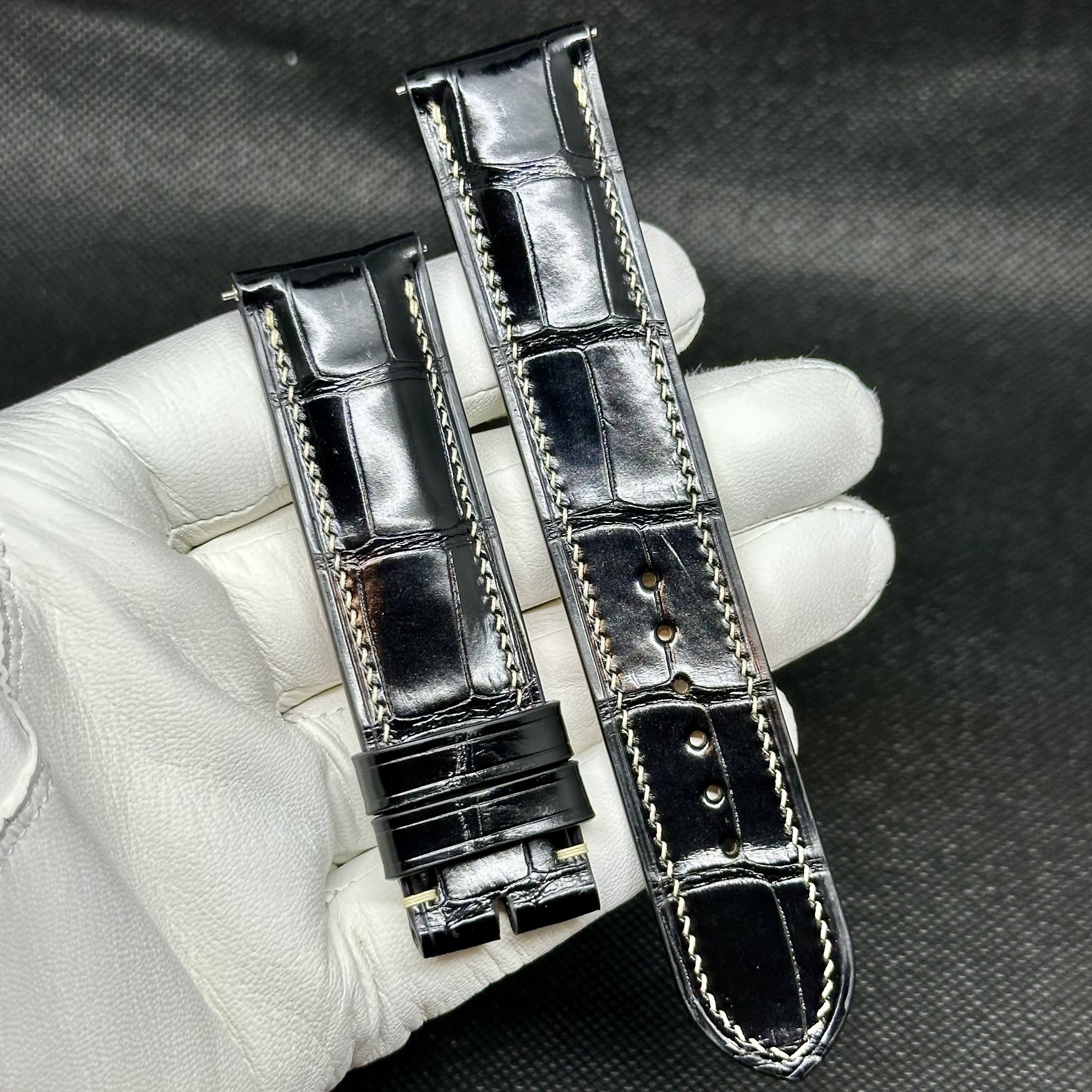 Black Gloss Crocodile Strap