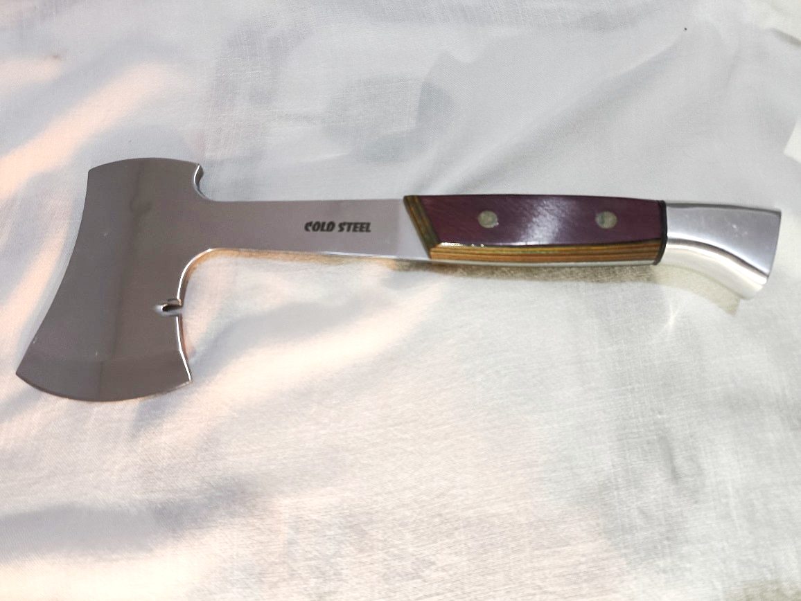 Hacha tactica de acero inox Cold Steel