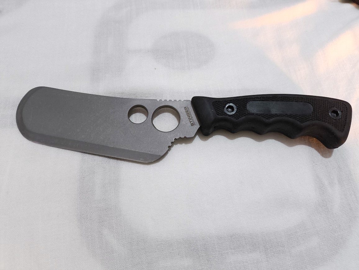 Hachuela de acero Cold Steel