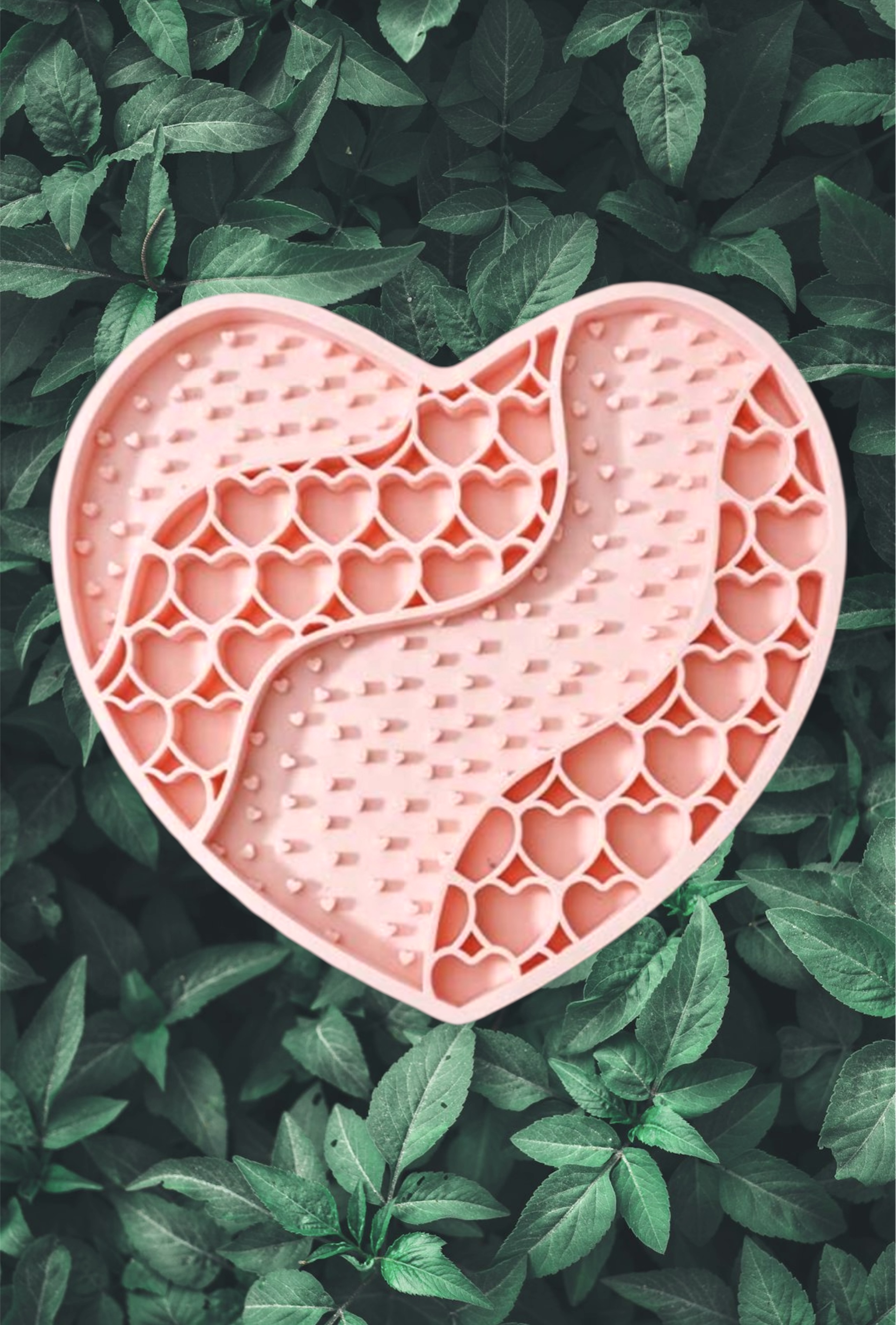 Honeycomb Heart Lick Mat