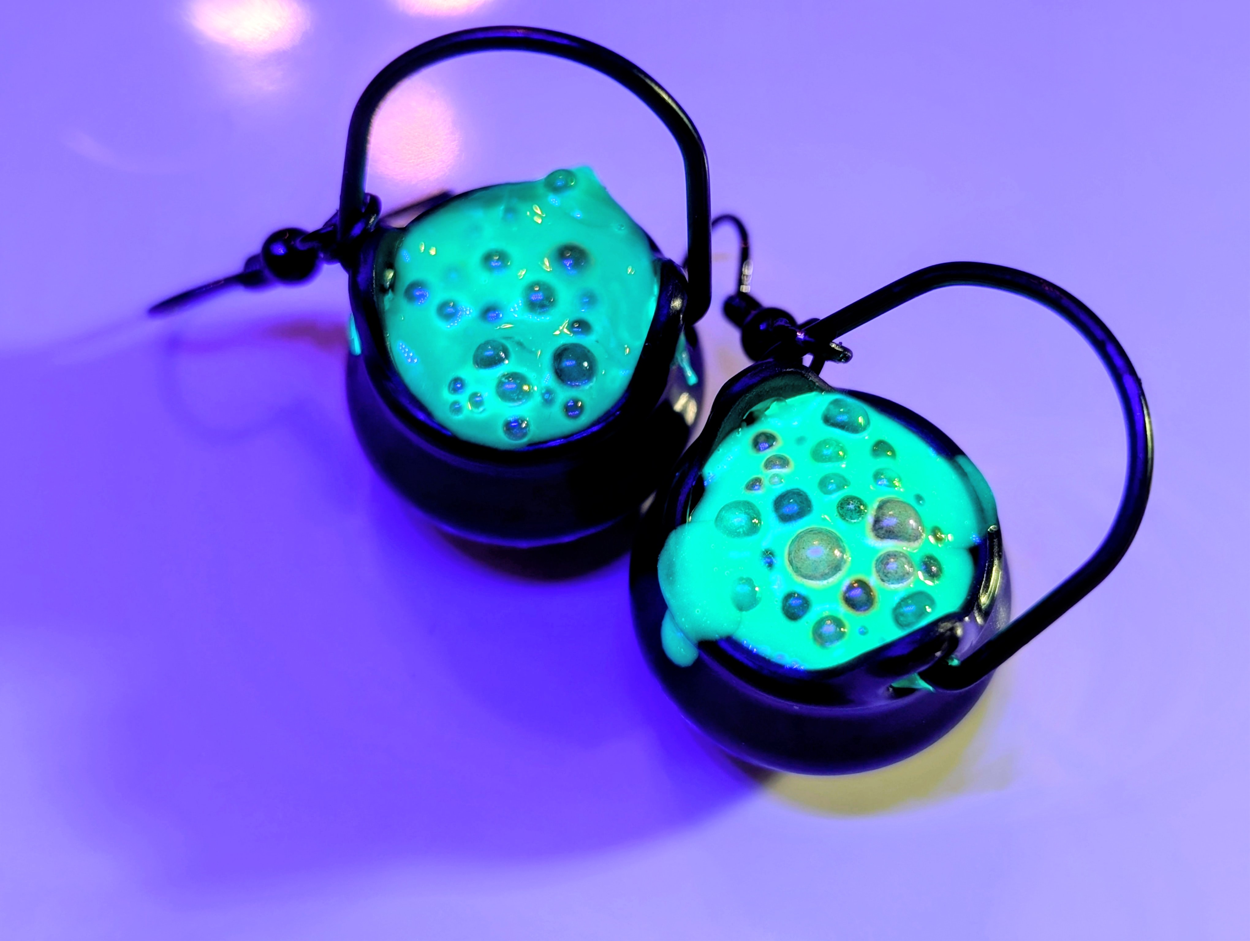 Witch's Cauldron Earrings 