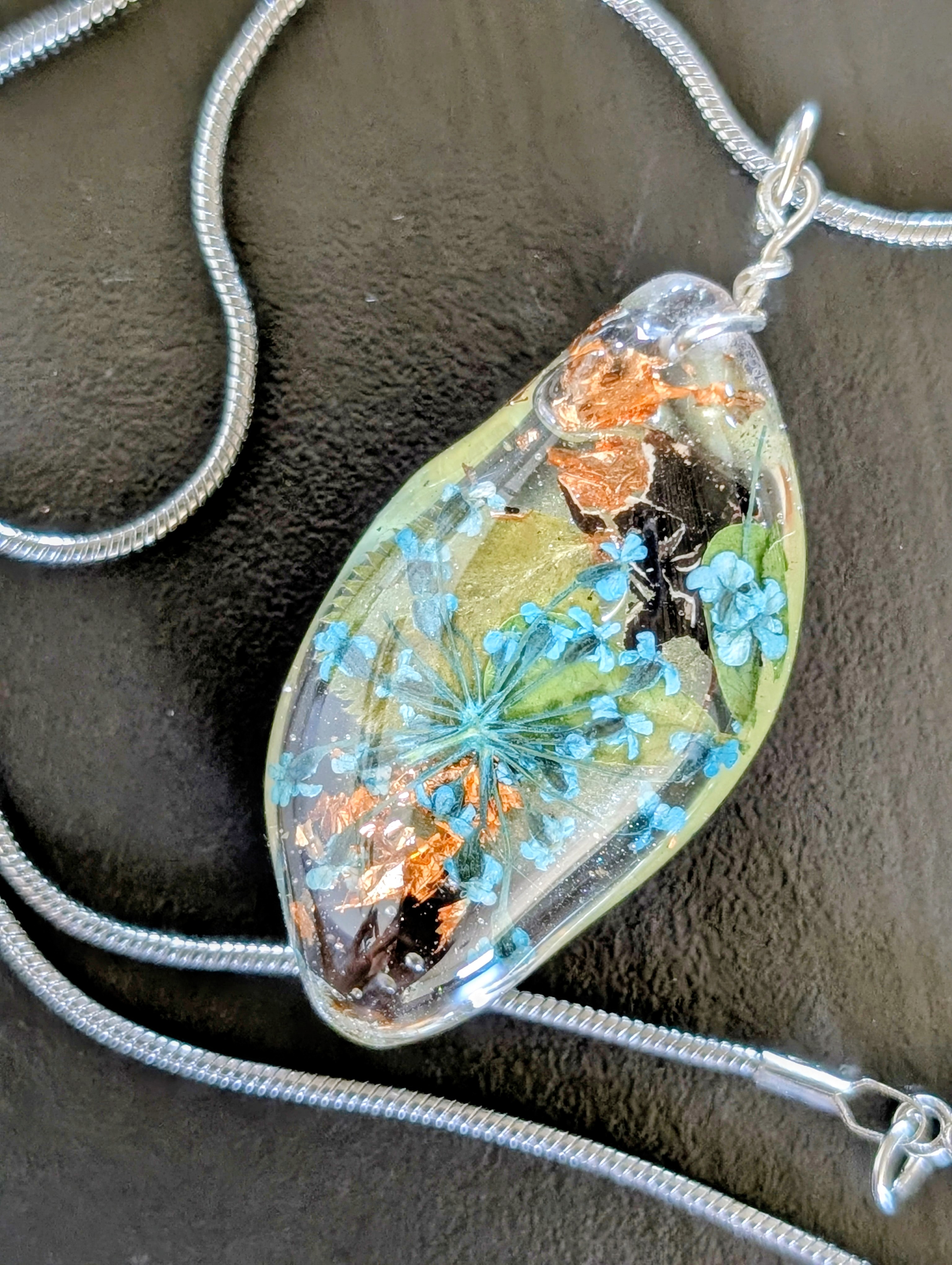 Queen Annes Lace Pendant 