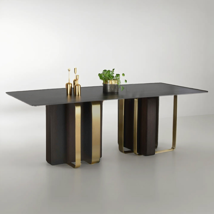 Luxeurs dining table