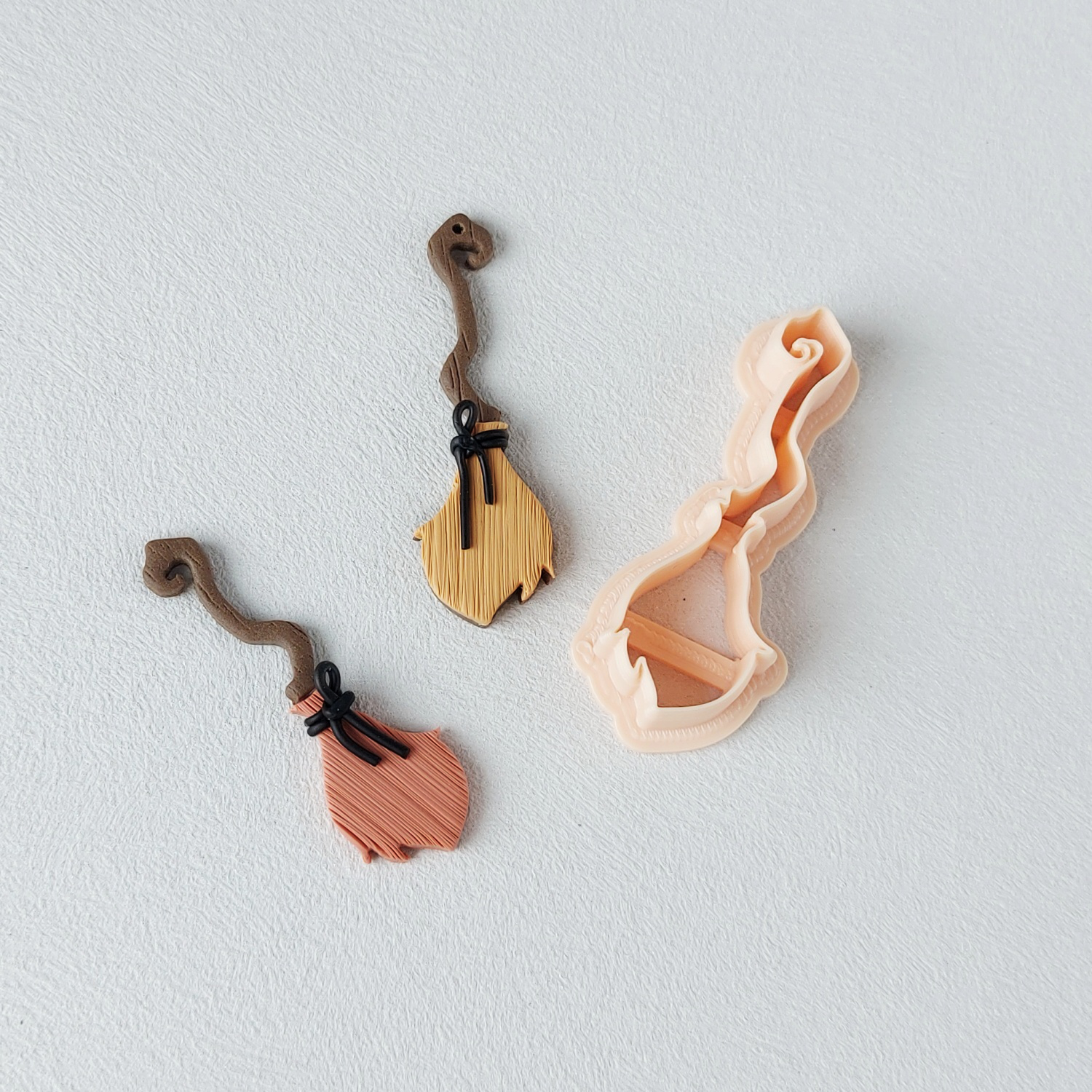 Witch Broom Polymer Clay Cutter 