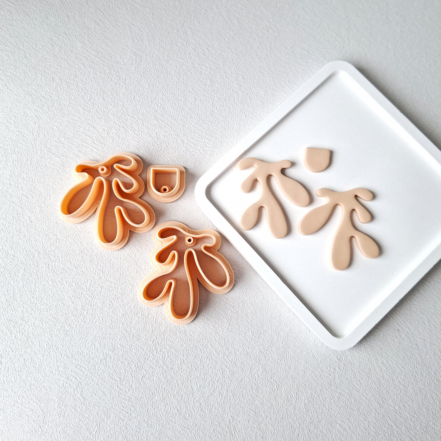 Abstract Organic Clay Cutter Set 
