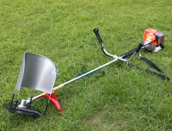 Tête de débroussailleuse moissoneuse