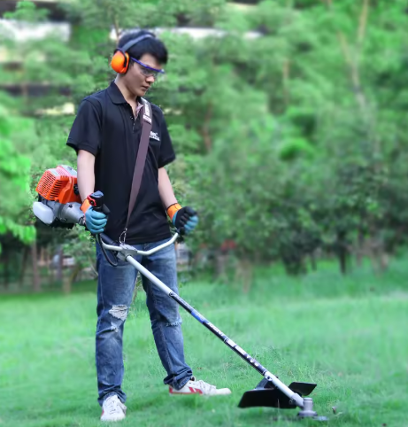 Débroussailleuse à moteur thermique 4temps