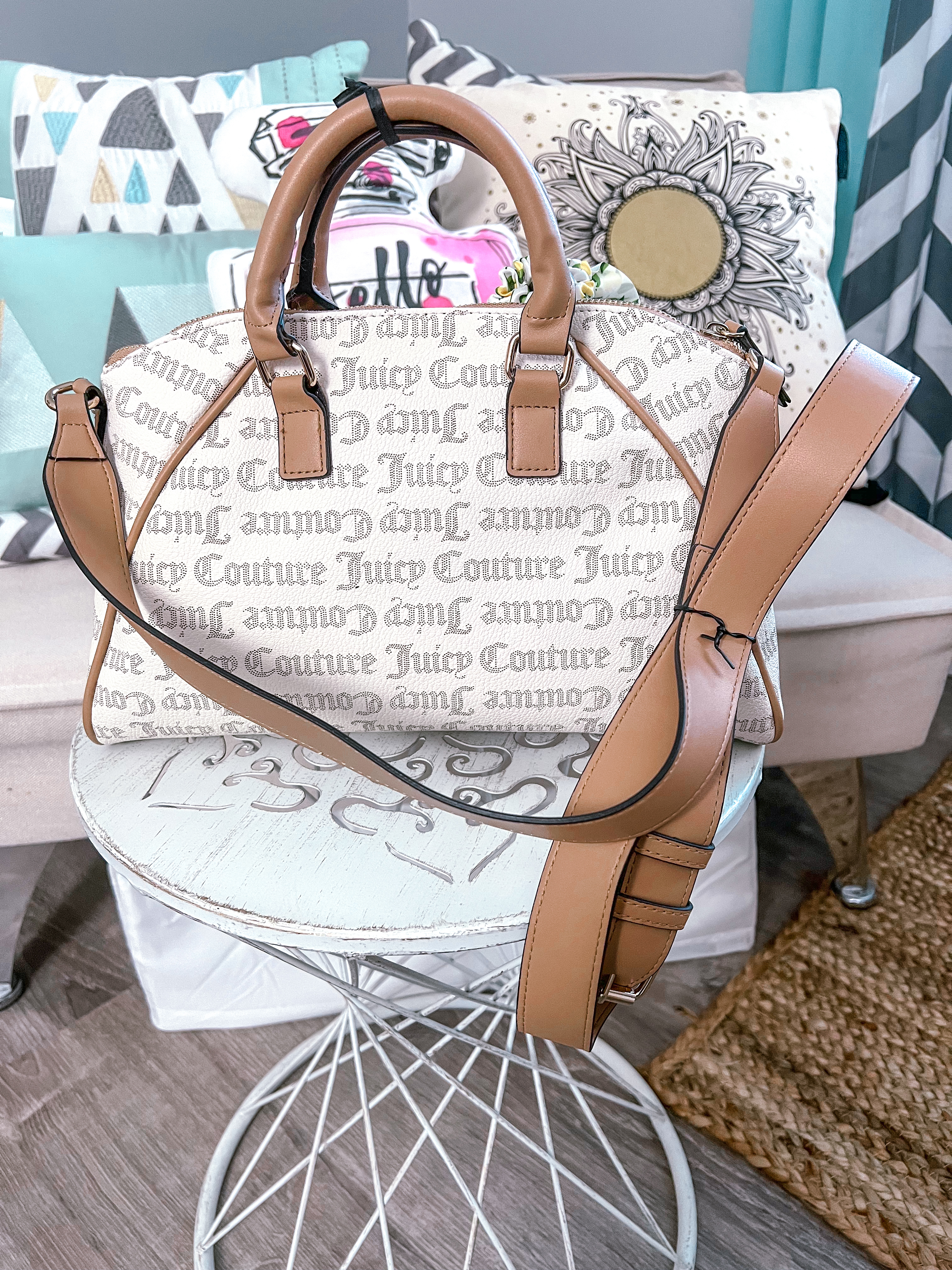 The Creamsicle Chic Drop – Juicy Couture Medium Beige