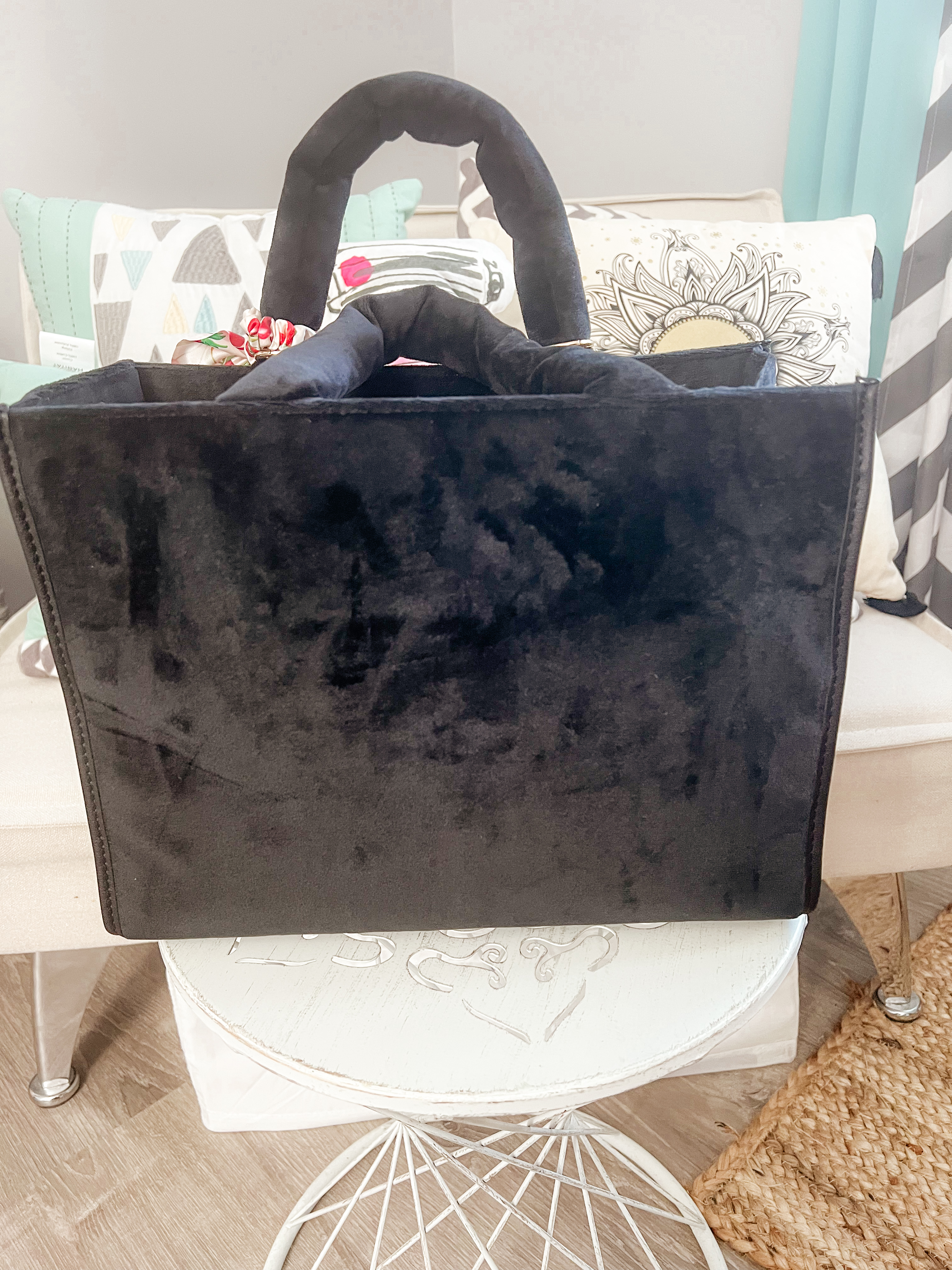 The Velour Vixen Drop – Juicy Couture Daydreamer