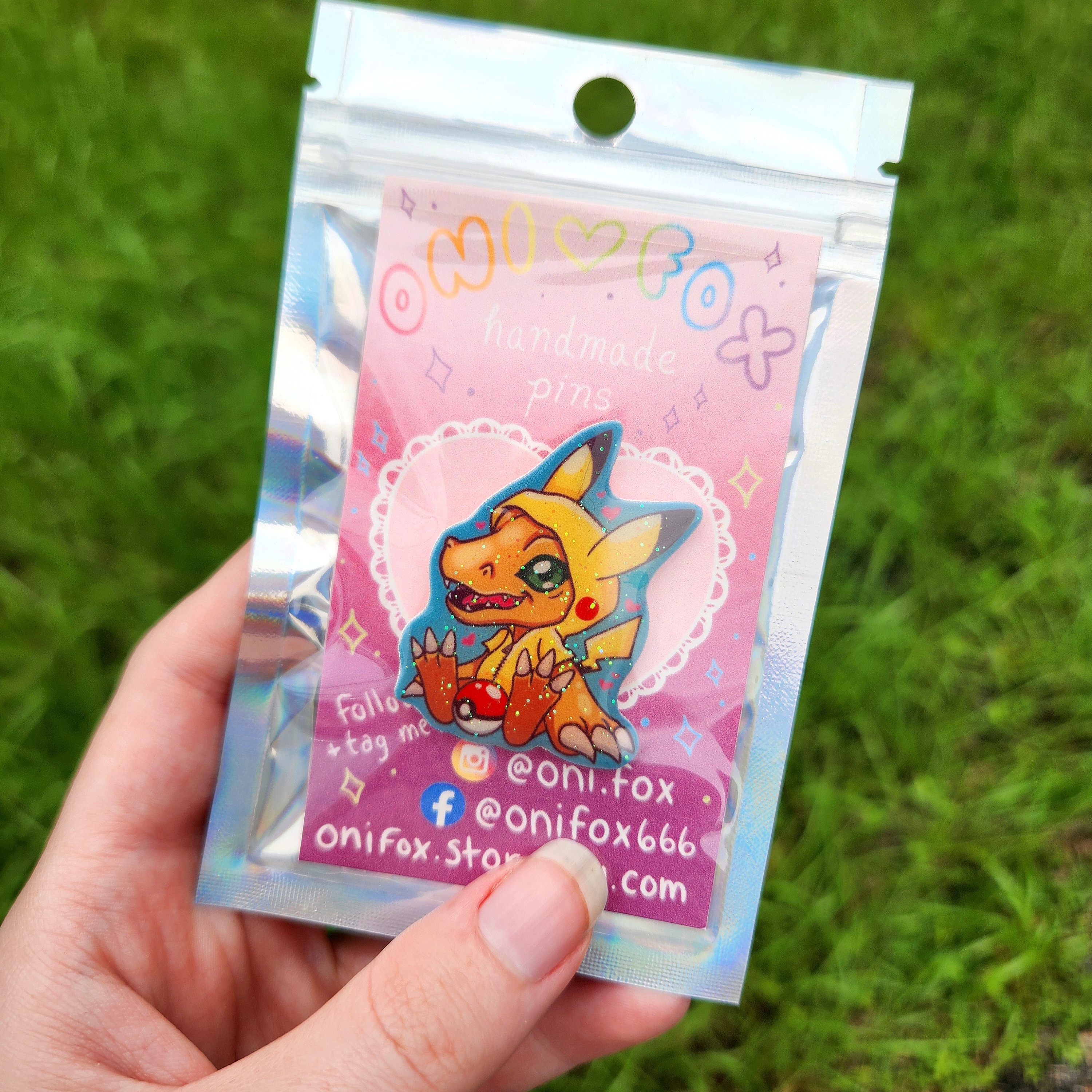 Agumon x Pikachu Pin