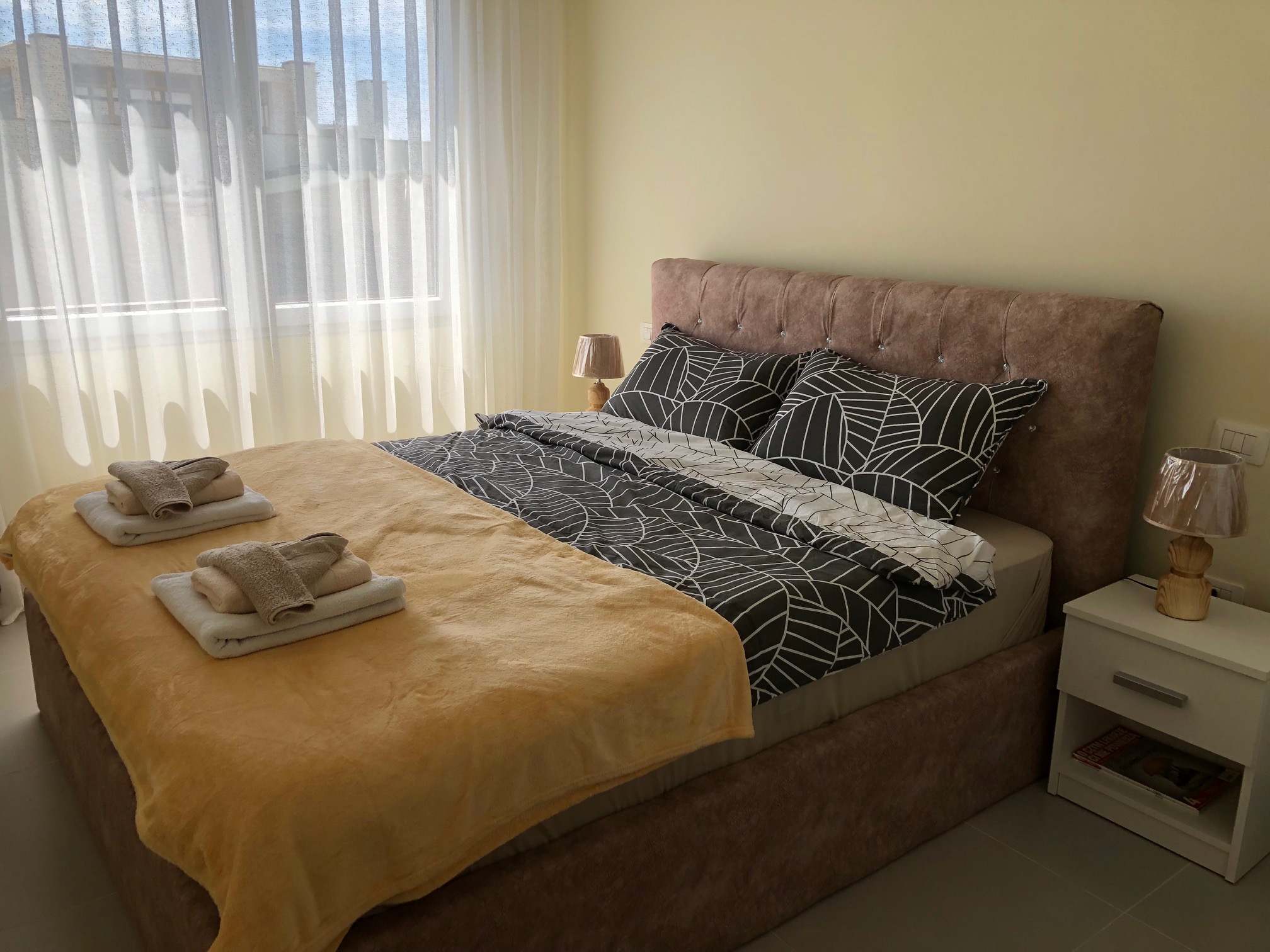 Apartament "Zółty"