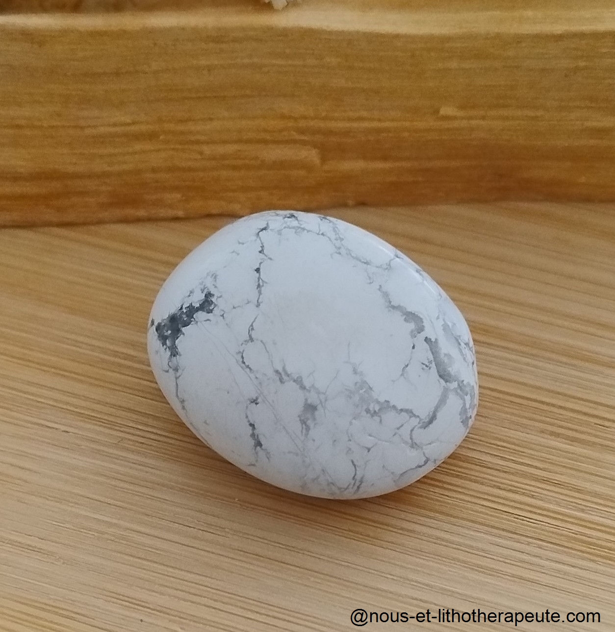 Howlite blanche