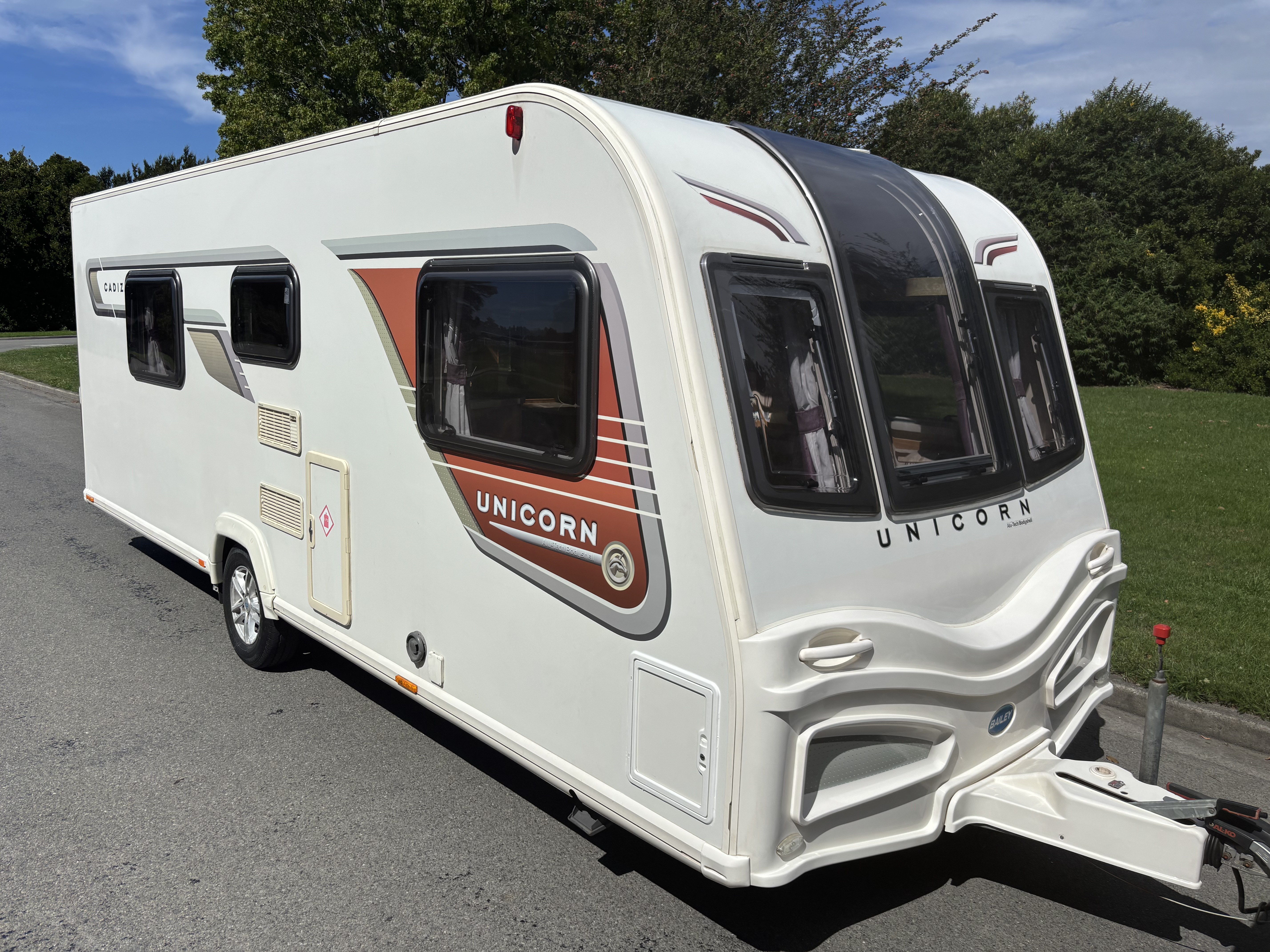 2014 BAILEY UNICORN CADIZ TWIN SINGLE BEDS