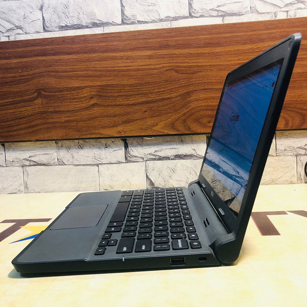 Dell Chromebook 11 4gb ram  16gb storage