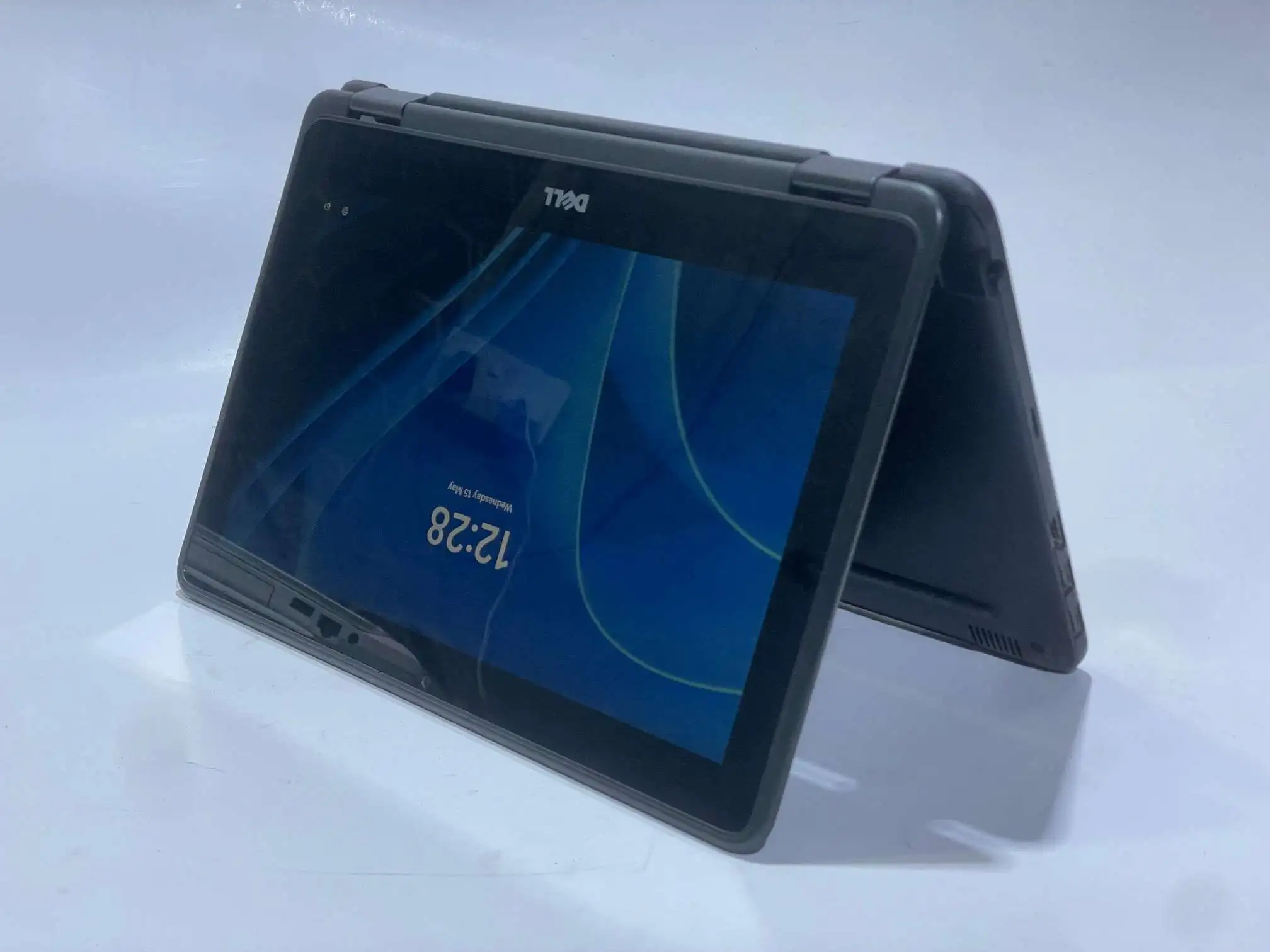 Dell laptop 11 3189 | 6th Gen | 4gb ram | 16 gb storage