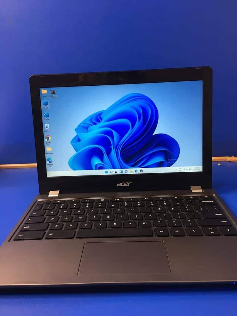 Acer C720 Laptop  - 12" Display, 2GB RAM, 128GB SSD, Windows laptop 