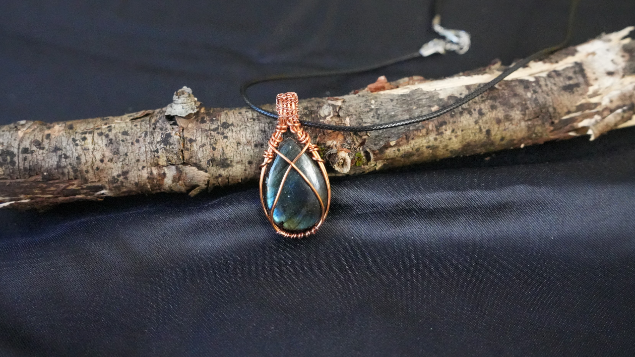 Handmade Copper Wire-wrapped Labradorite Pendant Necklace L - 1.75 IN W - .85 IN