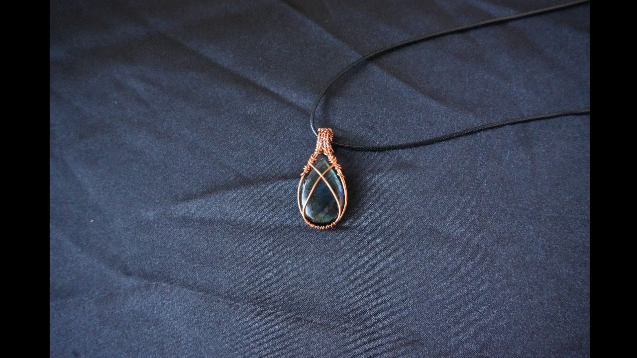 Handmade Copper Wire-wrapped Labradorite Pendant Necklace L - 1.75 IN W - .85 IN