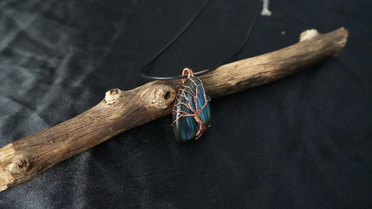 Copper wire wrapped tree of life labradorite pendant