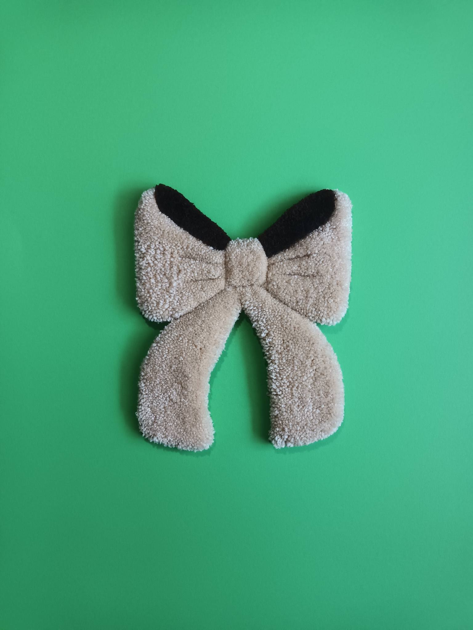 Bow Beige Applique