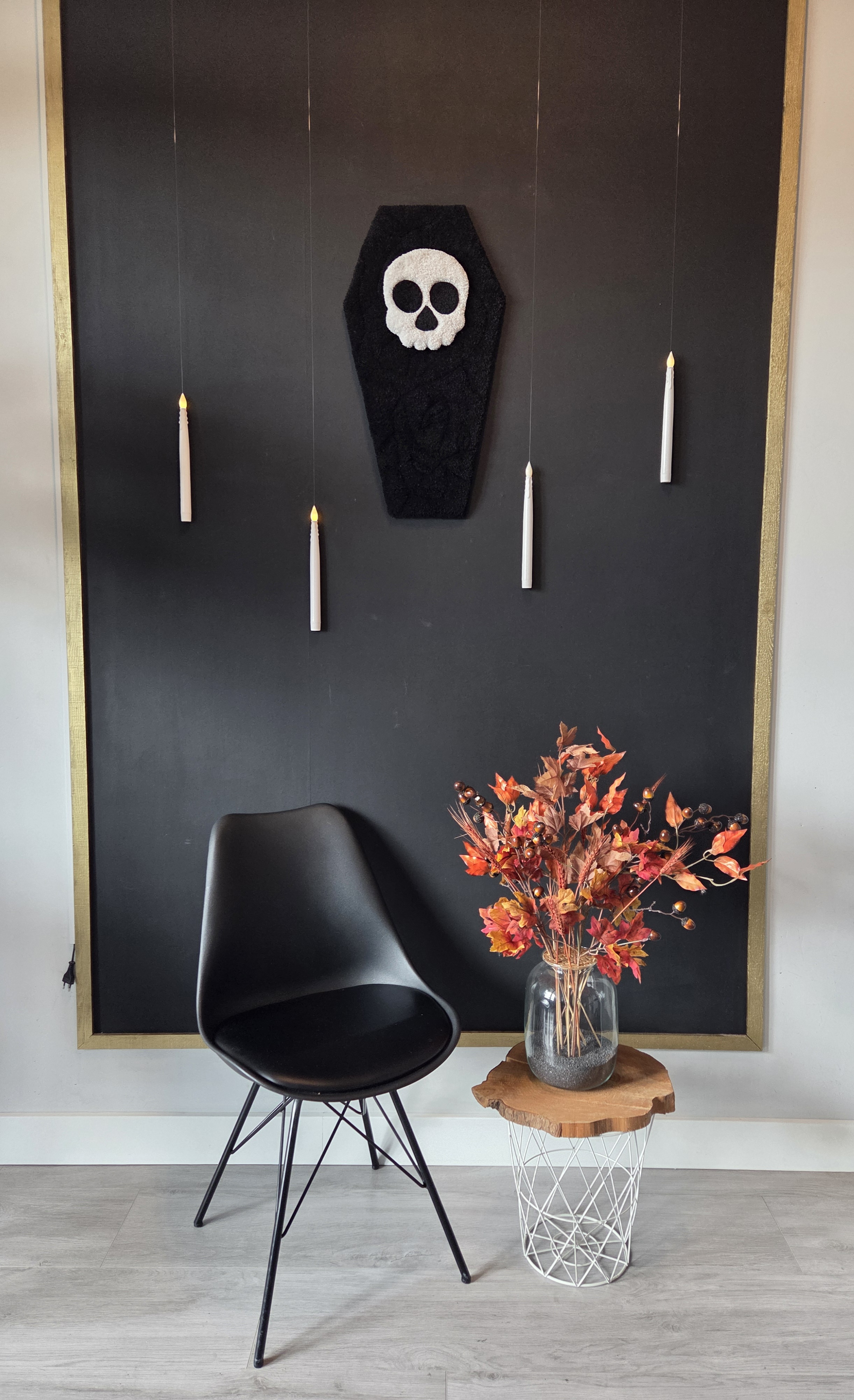 Coffin Walldecor with skull